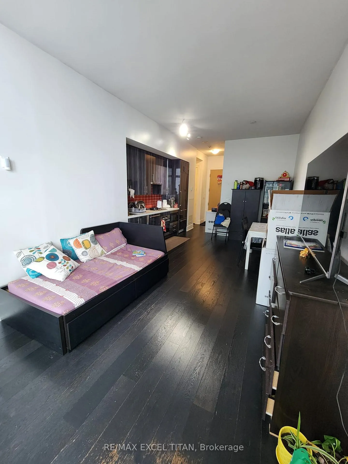 Photo 4 of Unit 524, 39 Queens Quay E, Toronto, Waterfront Communities — HOMEH