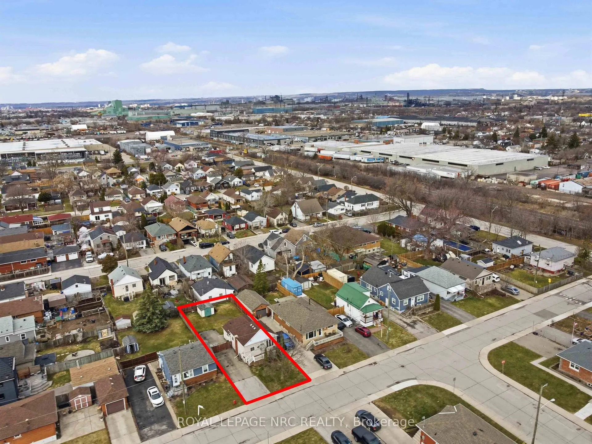 Photo 4 of 421 Talbot Street, Hamilton, McQuesten — HOMEH