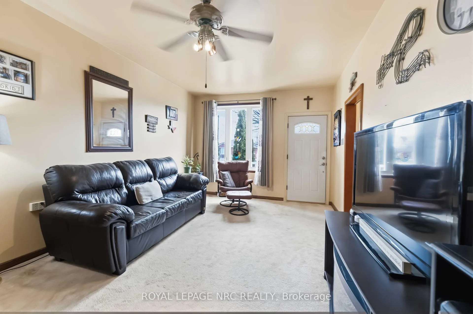 Photo 8 of 421 Talbot Street, Hamilton, McQuesten — HOMEH