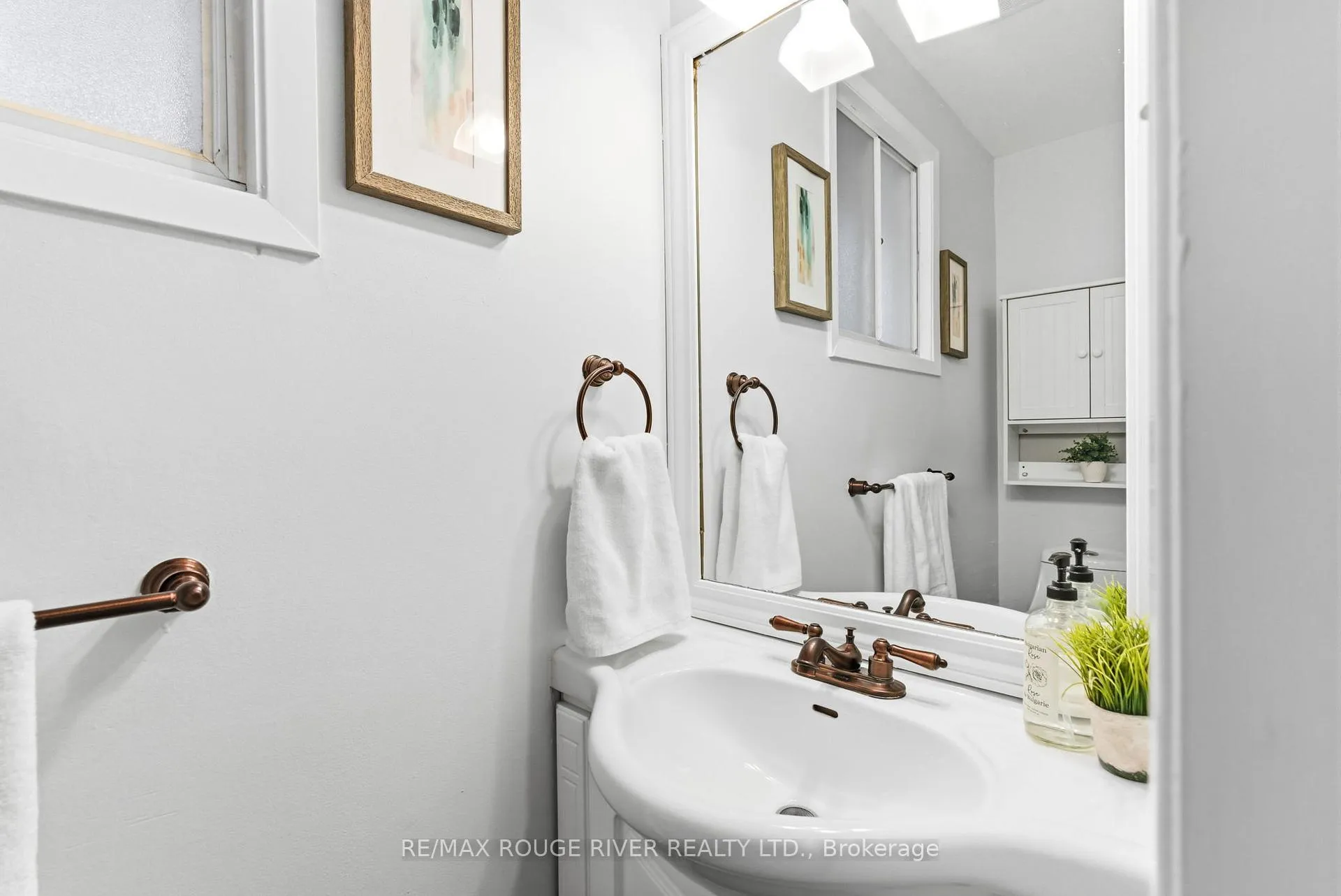 Photo 5 of 59 Muir Crescent, Whitby, Lynde Creek — HOMEH