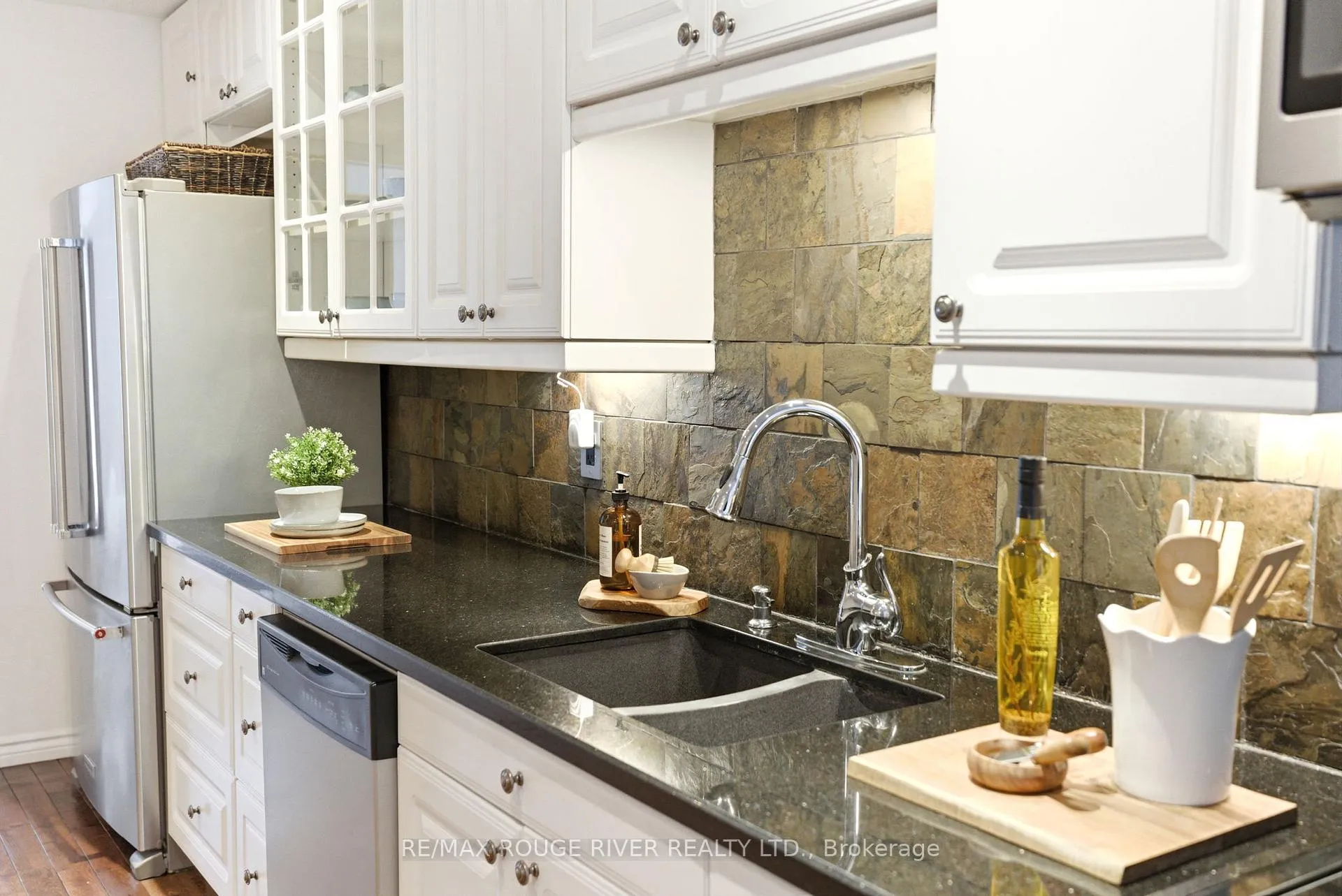 Photo 10 of 59 Muir Crescent, Whitby, Lynde Creek — HOMEH