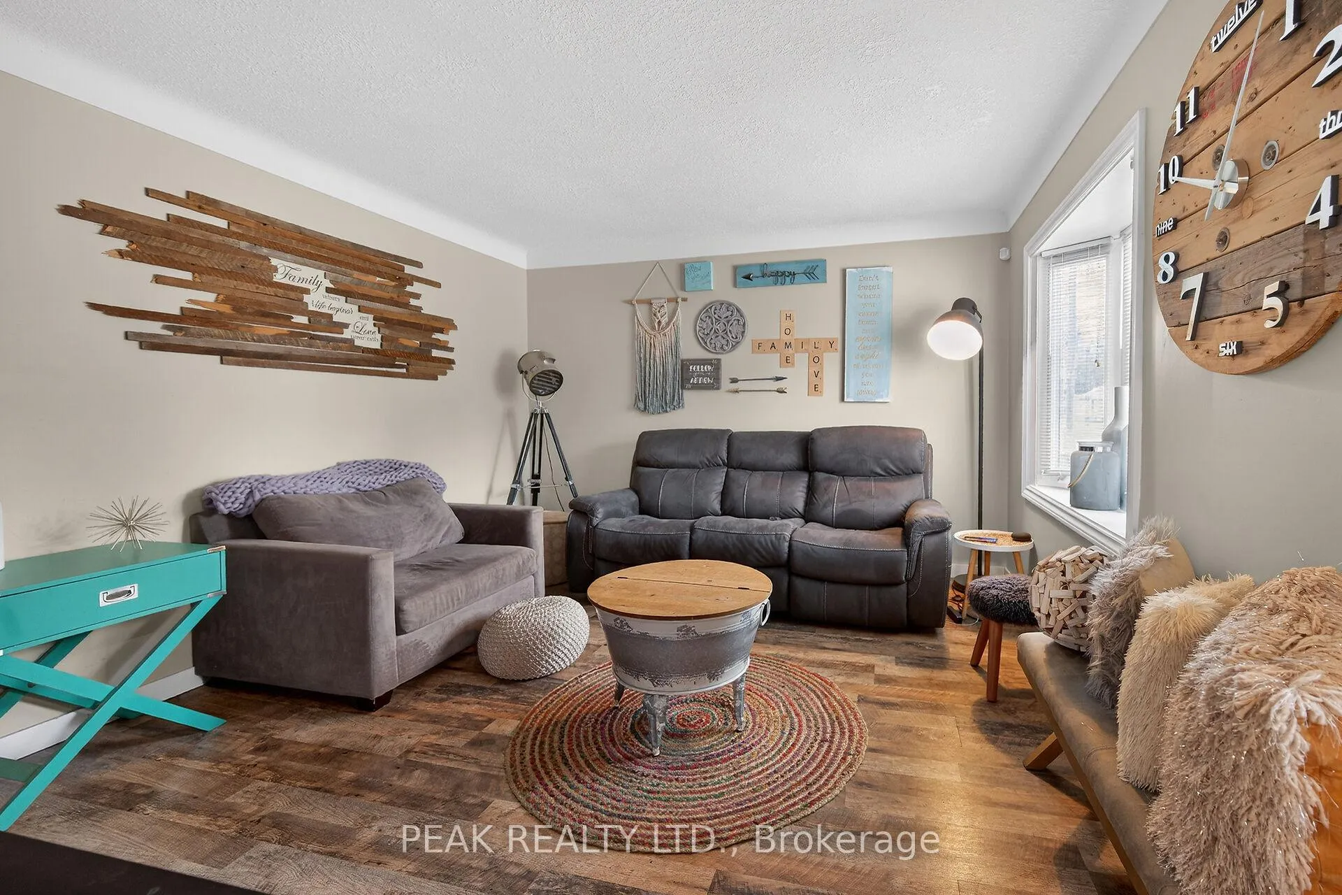 Photo 17 of 72 Morton Avenue, Brantford — HOMEH