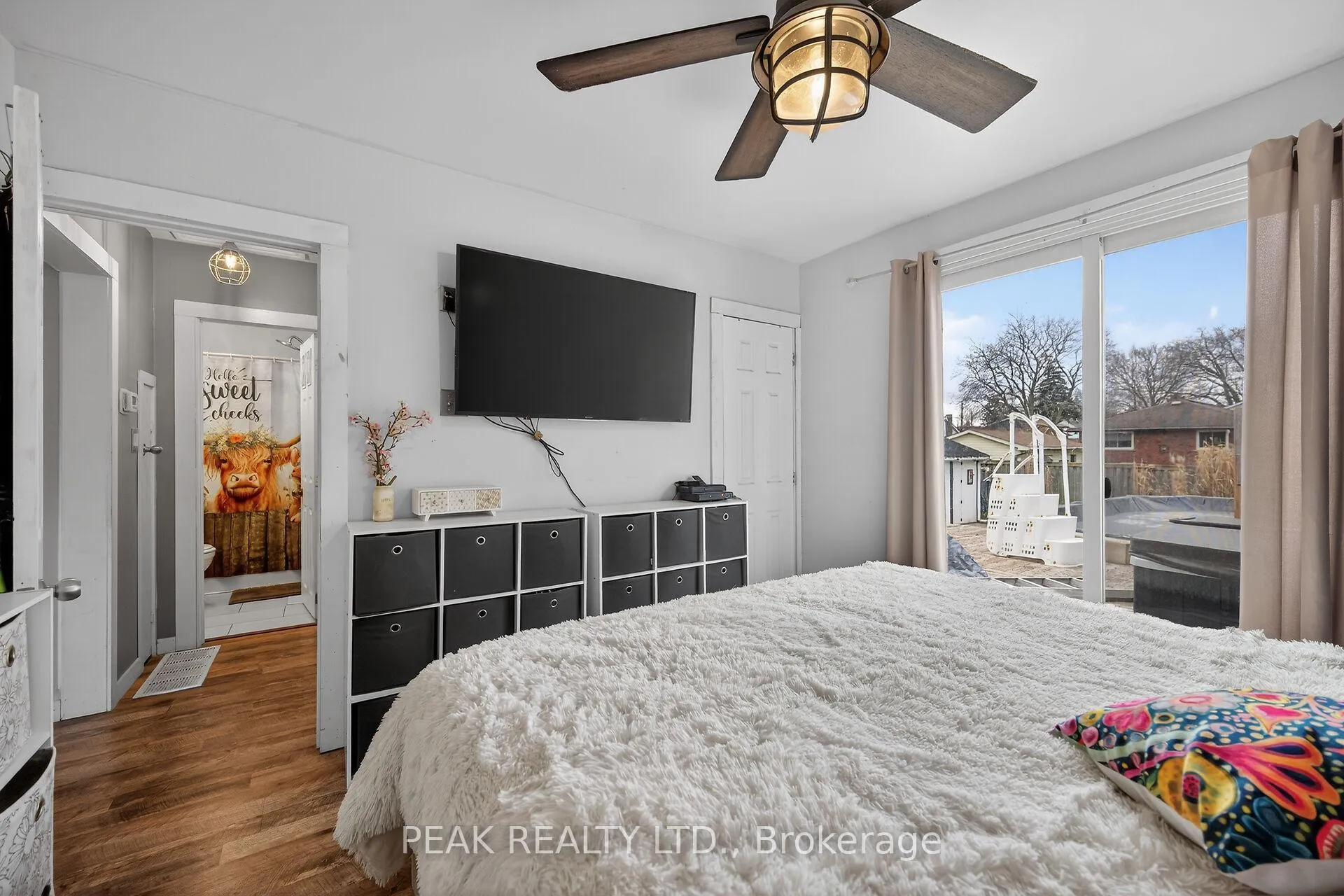 Photo 23 of 72 Morton Avenue, Brantford — HOMEH