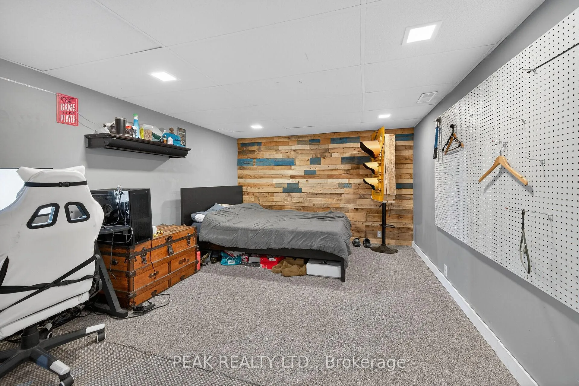 Photo 30 of 72 Morton Avenue, Brantford — HOMEH