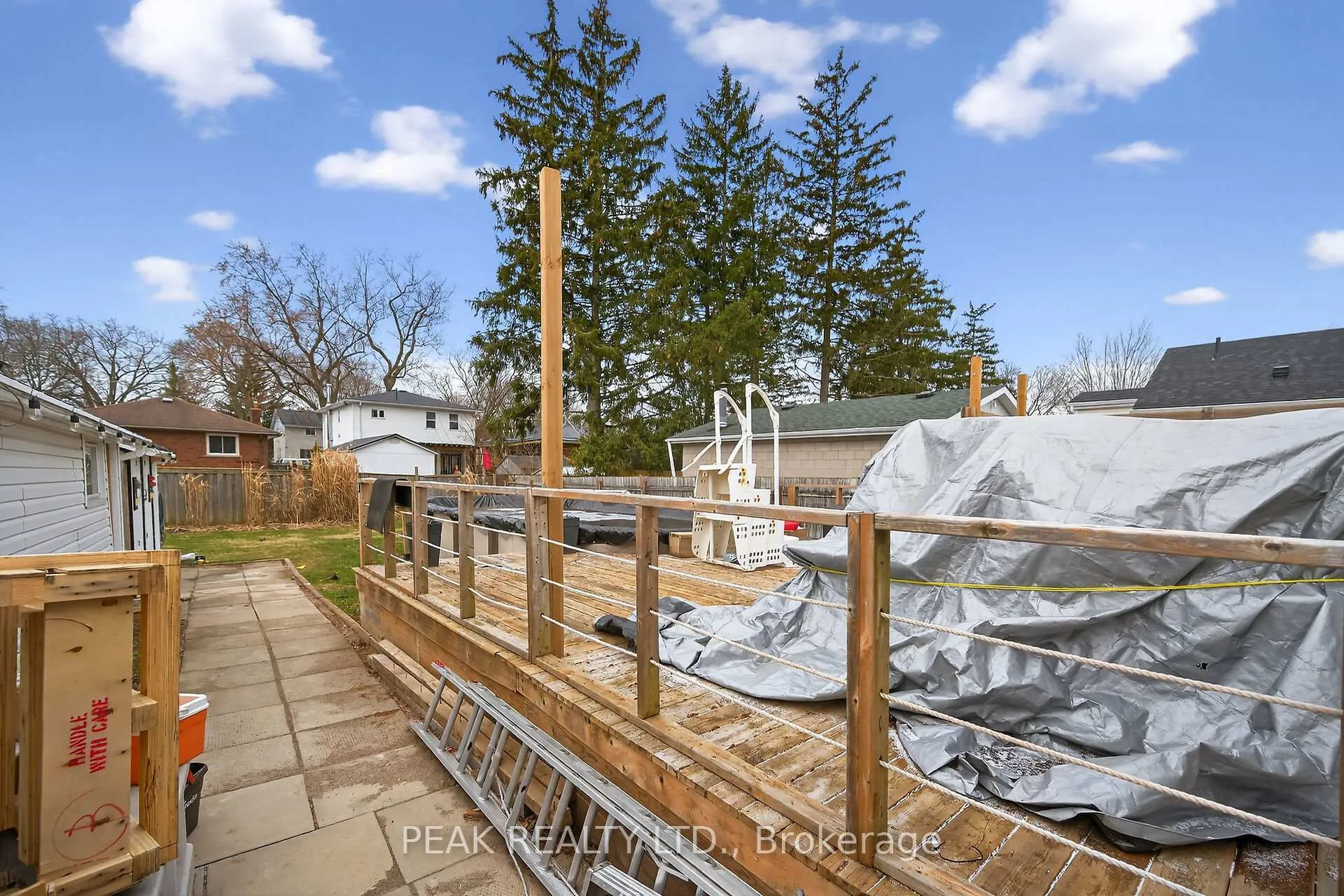 Photo 35 of 72 Morton Avenue, Brantford — HOMEH