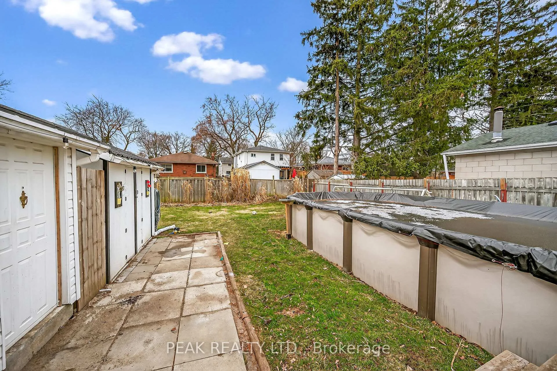 Photo 36 of 72 Morton Avenue, Brantford — HOMEH