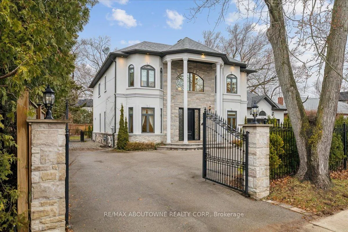 Front of 1379 Rebecca Street