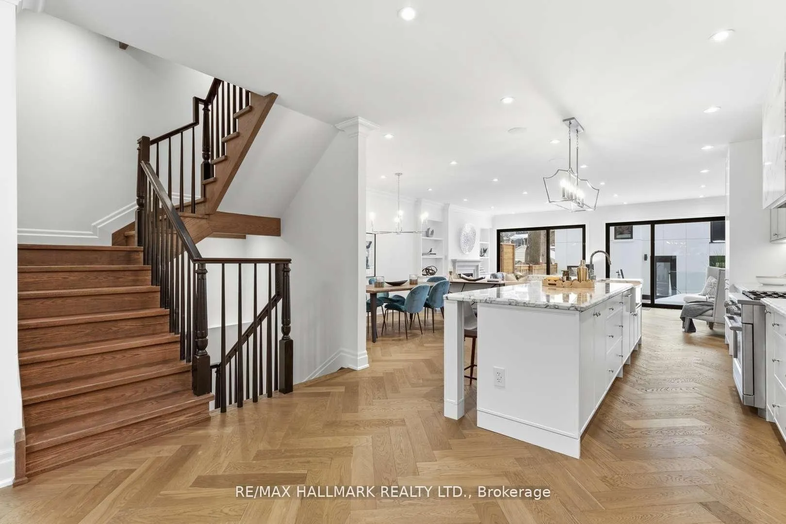 Photo 11 of 90 Garden Avenue, Toronto, Roncesvalles — HOMEH
