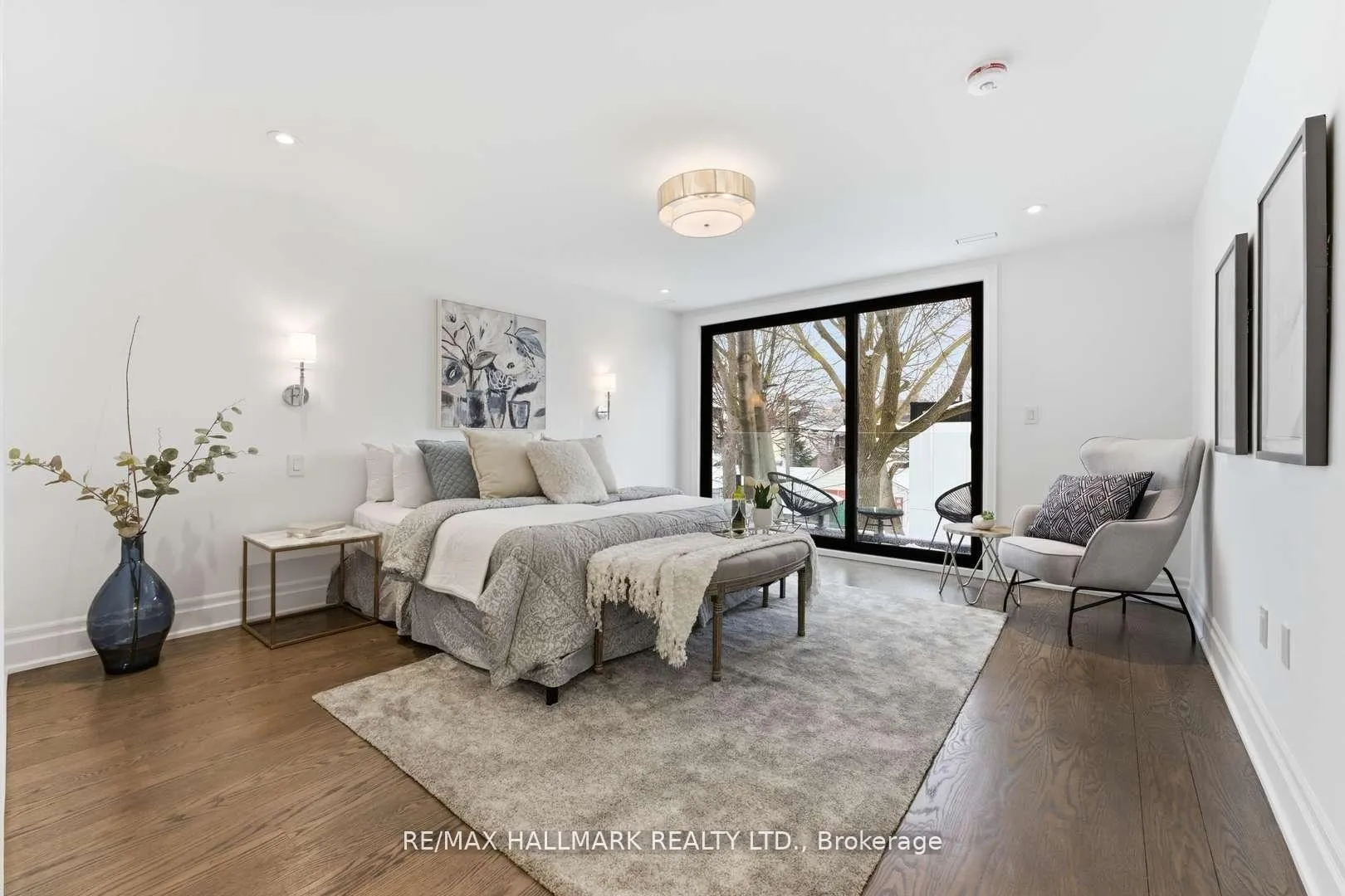 Photo 17 of 90 Garden Avenue, Toronto, Roncesvalles — HOMEH