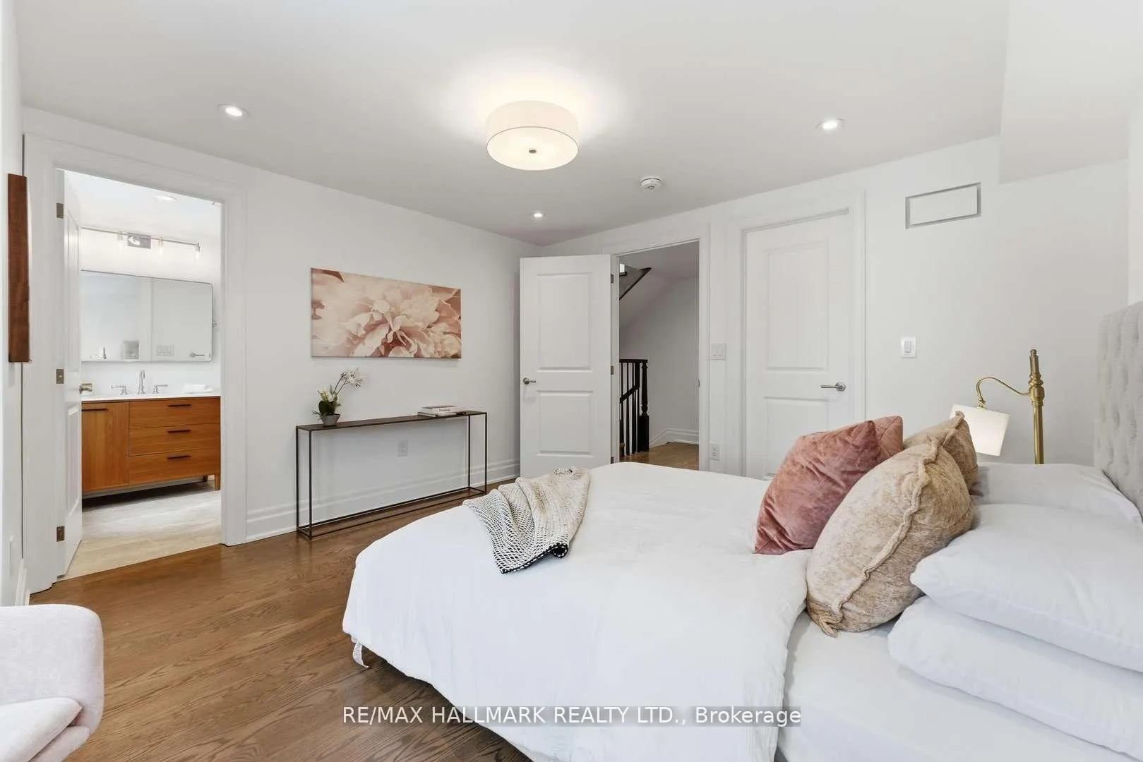 Photo 21 of 90 Garden Avenue, Toronto, Roncesvalles — HOMEH