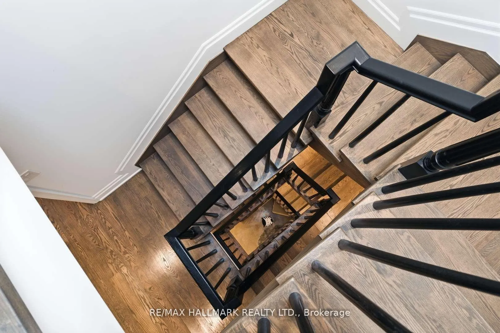 Photo 28 of 90 Garden Avenue, Toronto, Roncesvalles — HOMEH