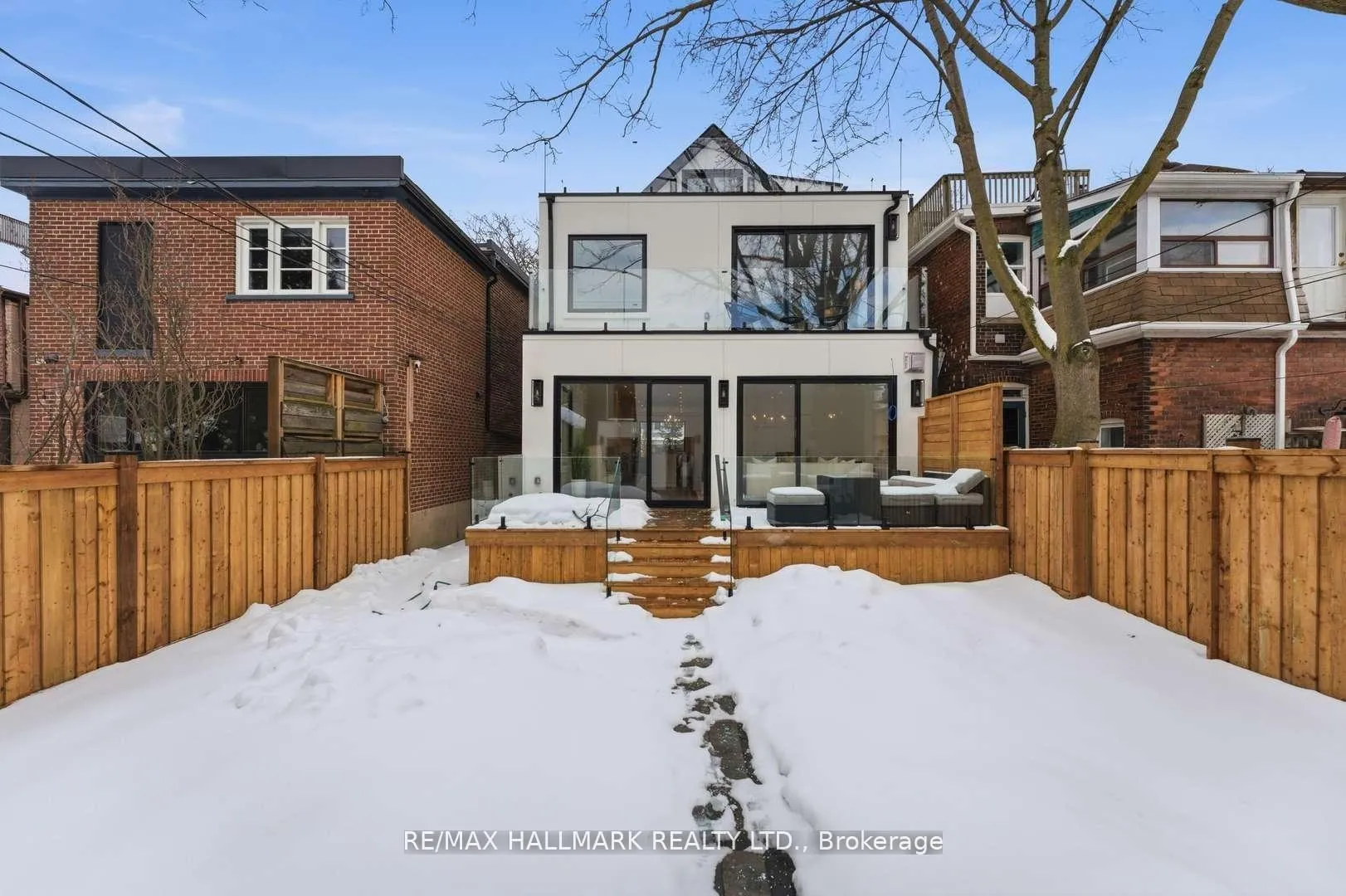 Photo 29 of 90 Garden Avenue, Toronto, Roncesvalles — HOMEH