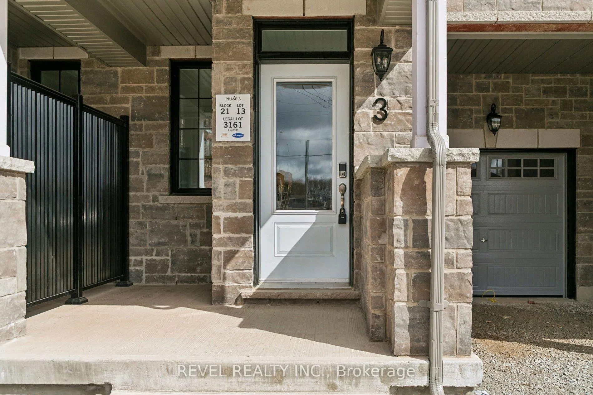 Photo 3 of 3 Elantra Drive, Brampton, Northwest Brampton — HOMEH