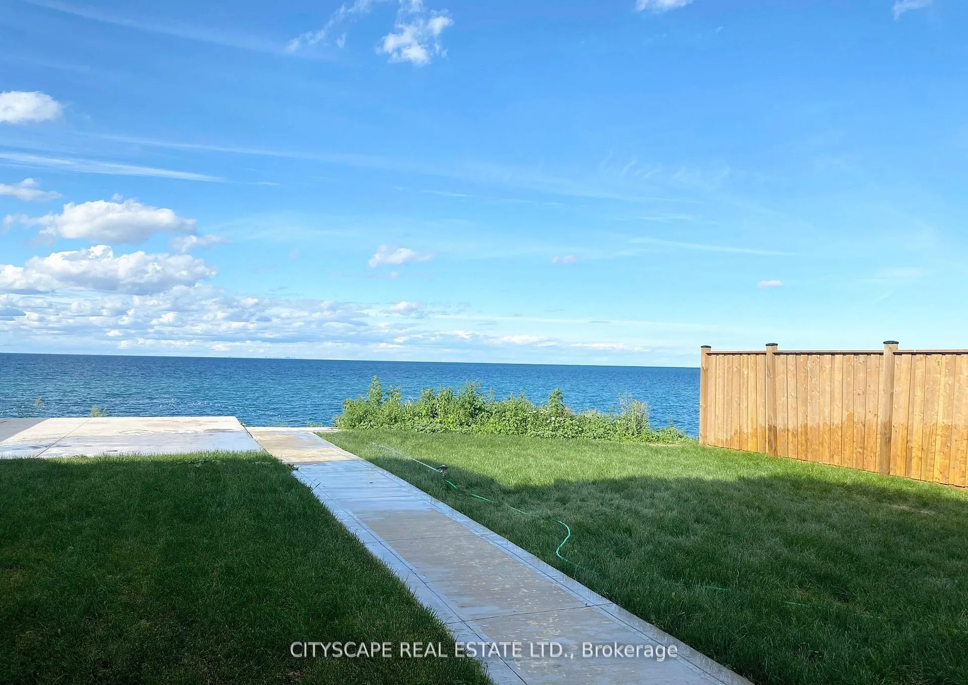 Photo 1 of 48 Seabreeze Crescent, Hamilton, Lakeshore — HOMEH