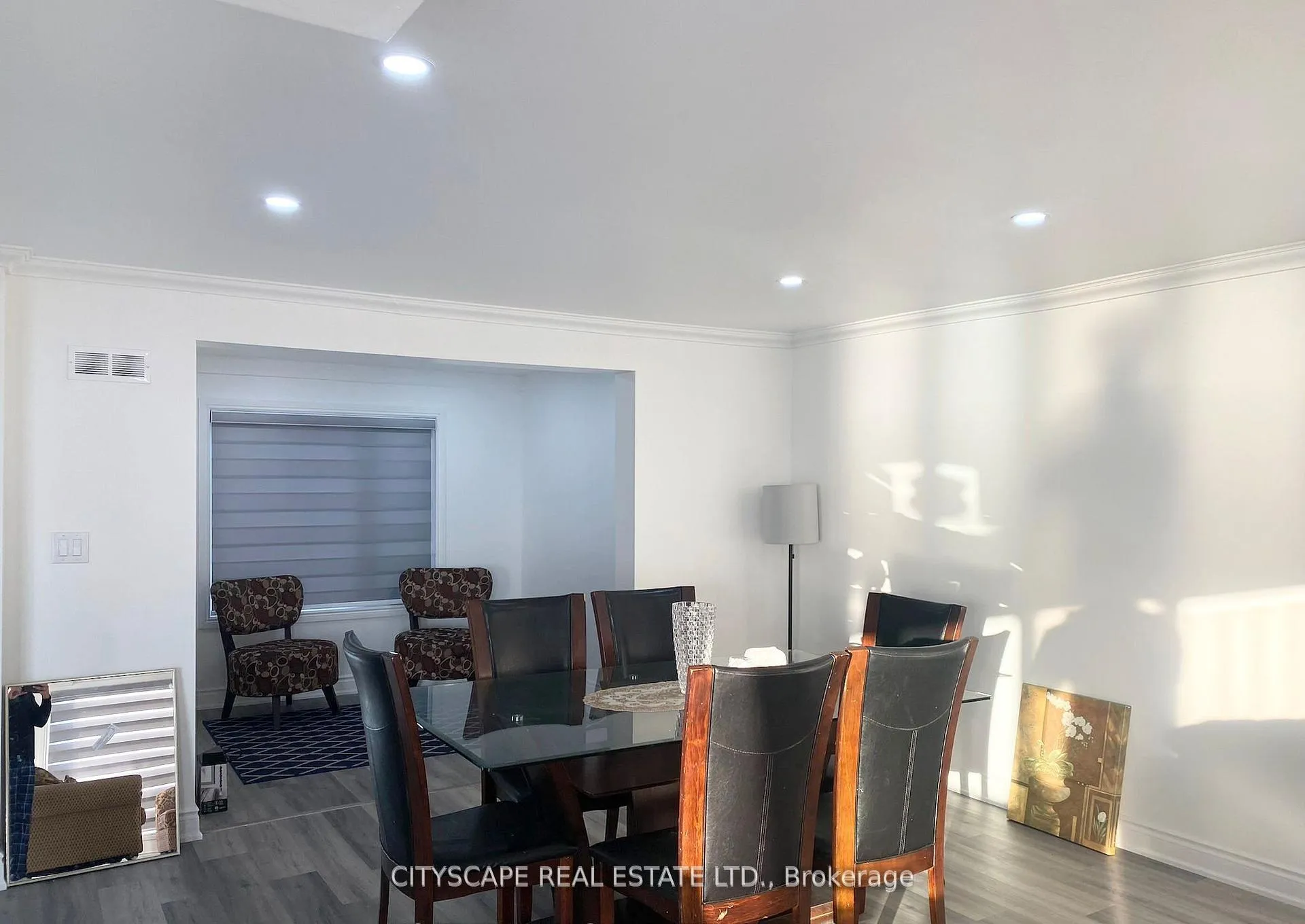 Photo 8 of 48 Seabreeze Crescent, Hamilton, Lakeshore — HOMEH