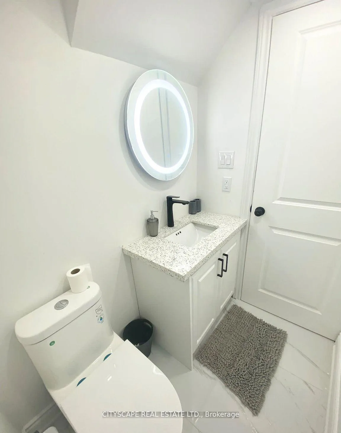 Photo 25 of 48 Seabreeze Crescent, Hamilton, Lakeshore — HOMEH