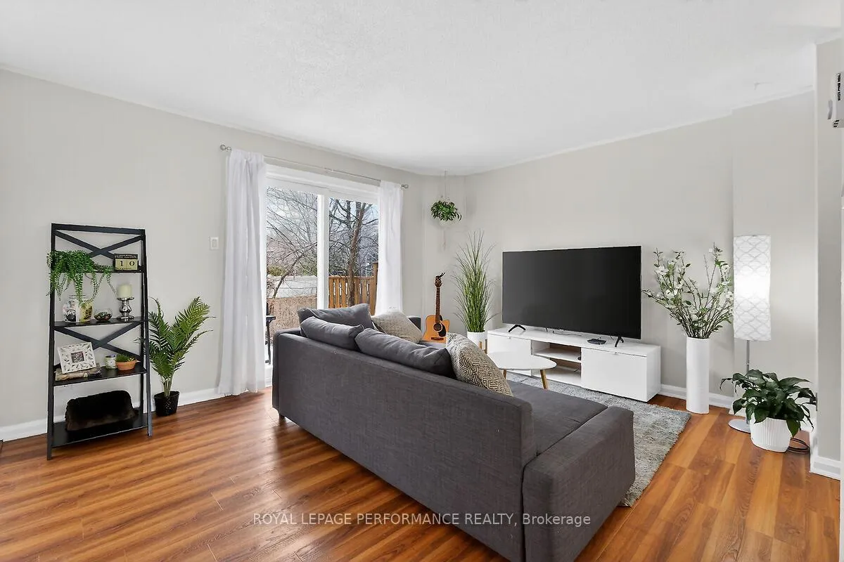 Photo 6 of 42 Compata Way, Ottawa, Blackburn Hamlet (South) — HOMEH