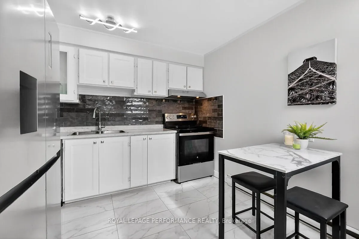 Photo 12 of 42 Compata Way, Ottawa, Blackburn Hamlet (South) — HOMEH