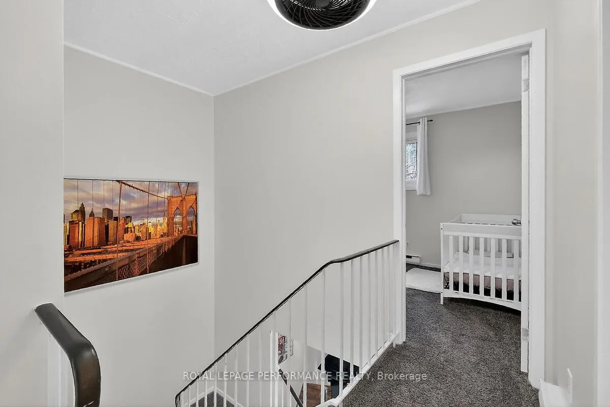 Photo 18 of 42 Compata Way, Ottawa, Blackburn Hamlet (South) — HOMEH
