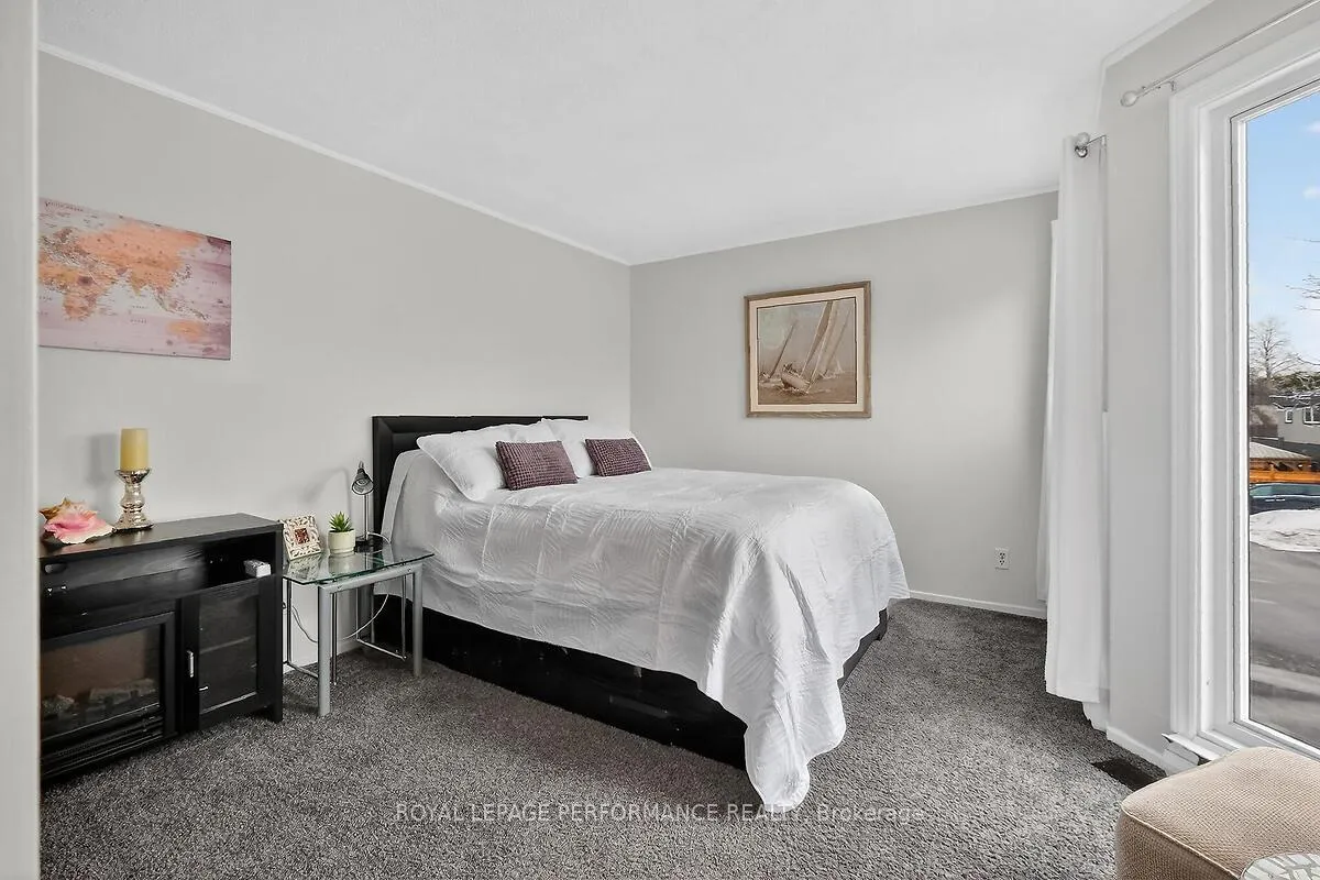 Photo 19 of 42 Compata Way, Ottawa, Blackburn Hamlet (South) — HOMEH