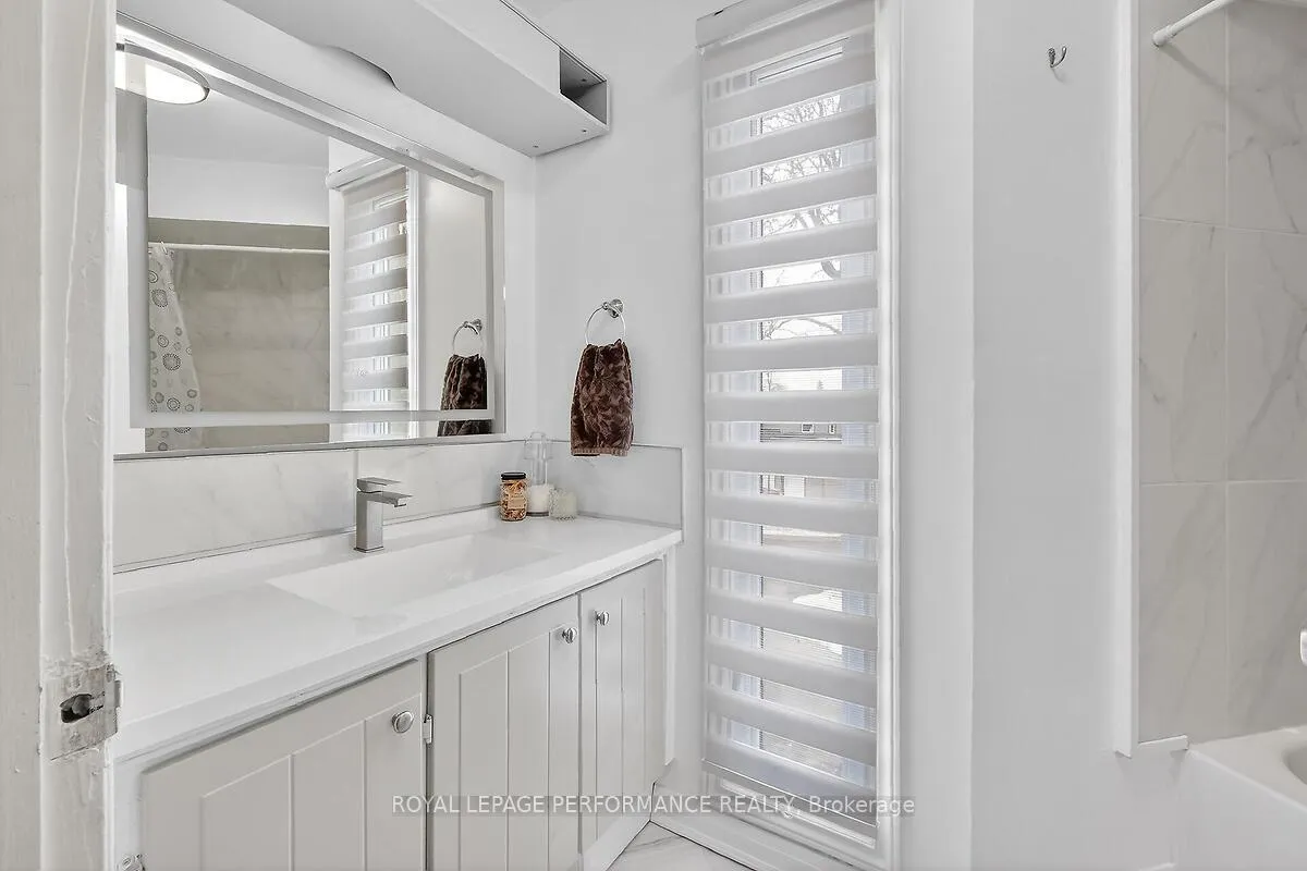 Photo 26 of 42 Compata Way, Ottawa, Blackburn Hamlet (South) — HOMEH