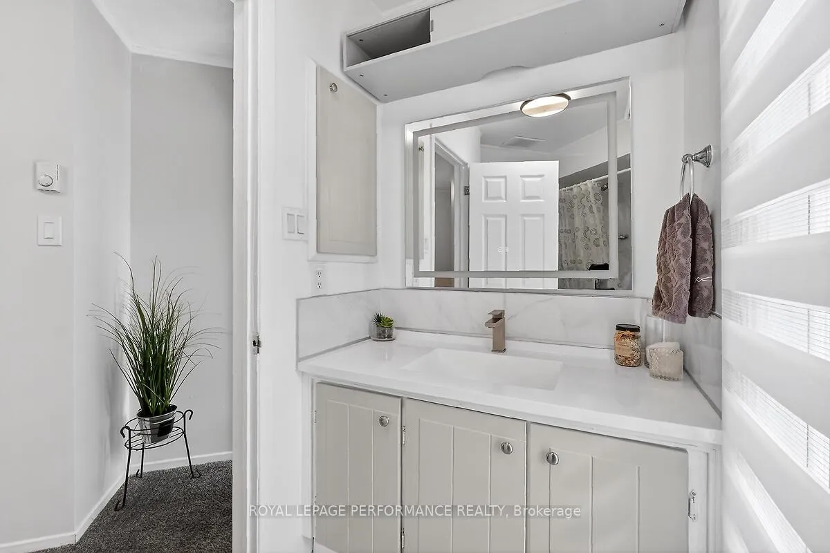 Photo 27 of 42 Compata Way, Ottawa, Blackburn Hamlet (South) — HOMEH
