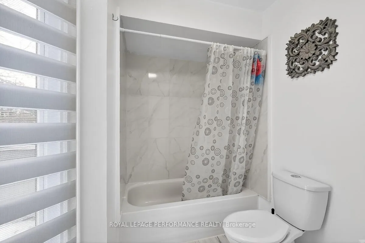 Photo 28 of 42 Compata Way, Ottawa, Blackburn Hamlet (South) — HOMEH