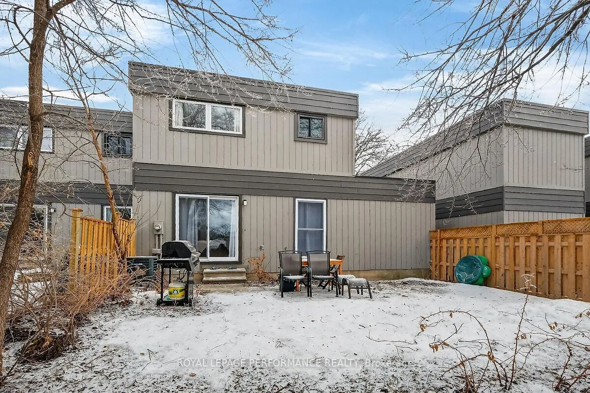 Photo 29 of 42 Compata Way, Ottawa, Blackburn Hamlet (South) — HOMEH