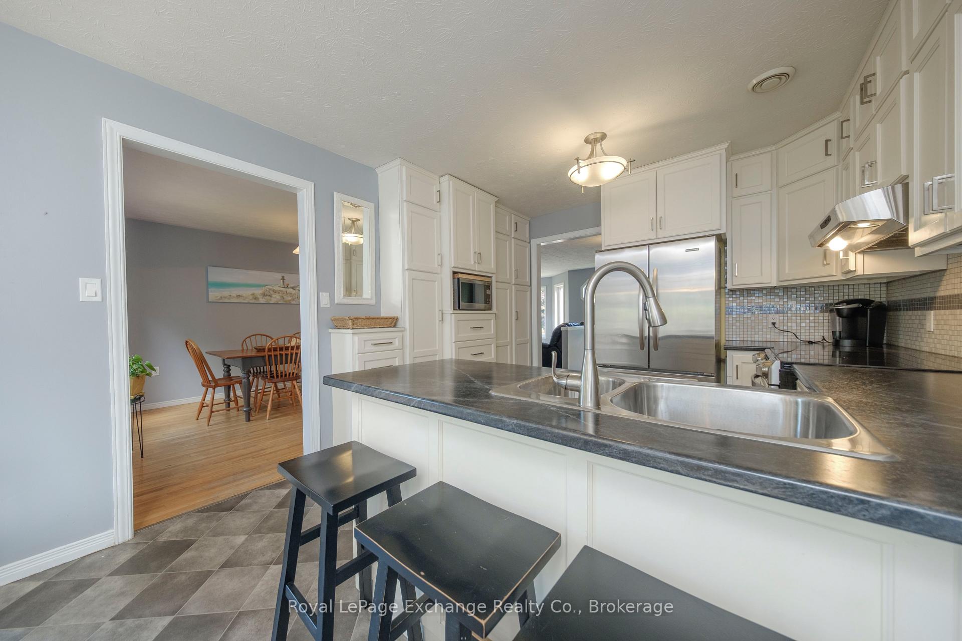 Photo 14 of 615 Lynden Crescent, Kincardine — HOMEH