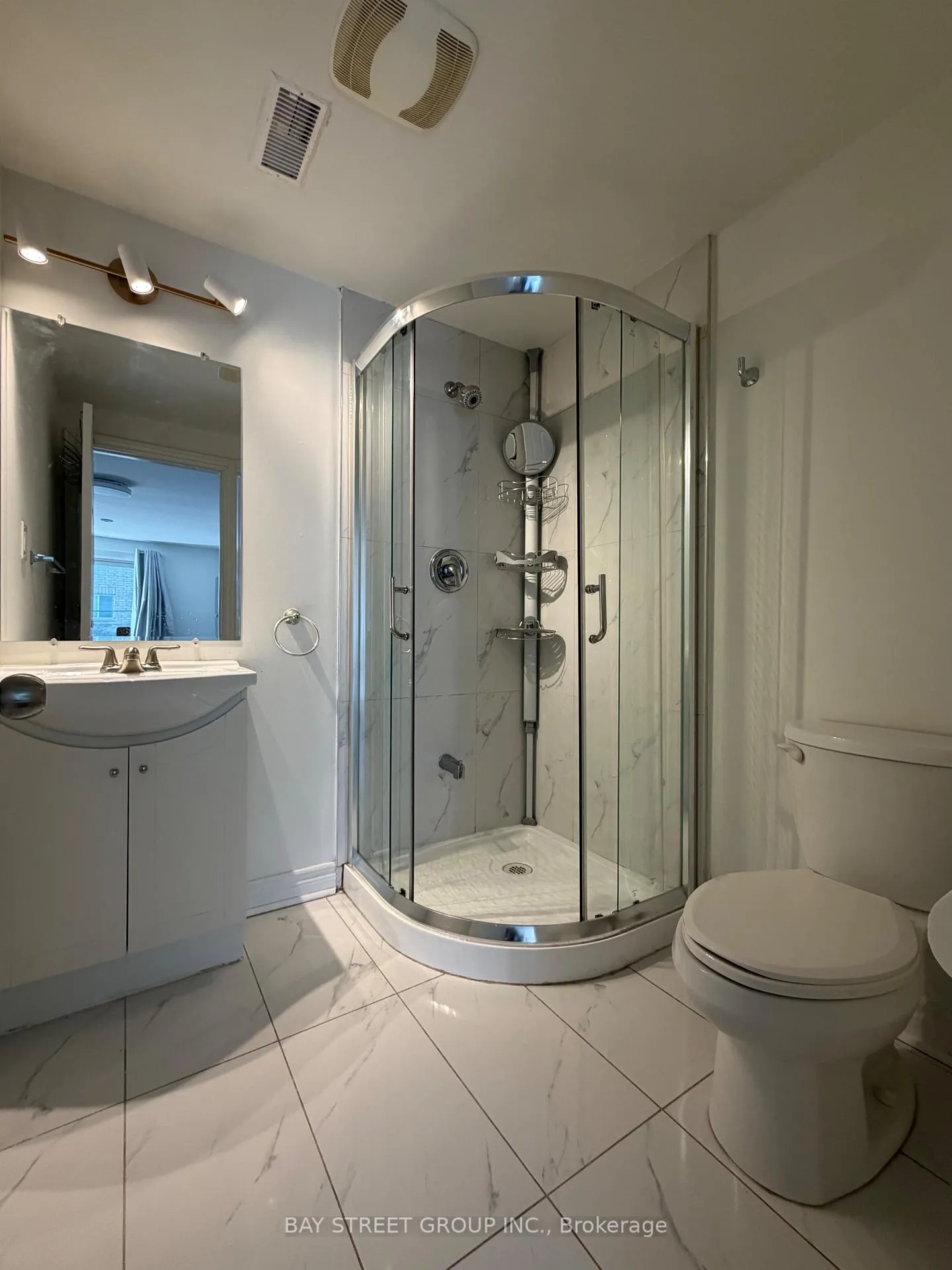 Photo 10 of Unit Lower, 149 Millcliff Circle, Aurora, Aurora Grove — HOMEH