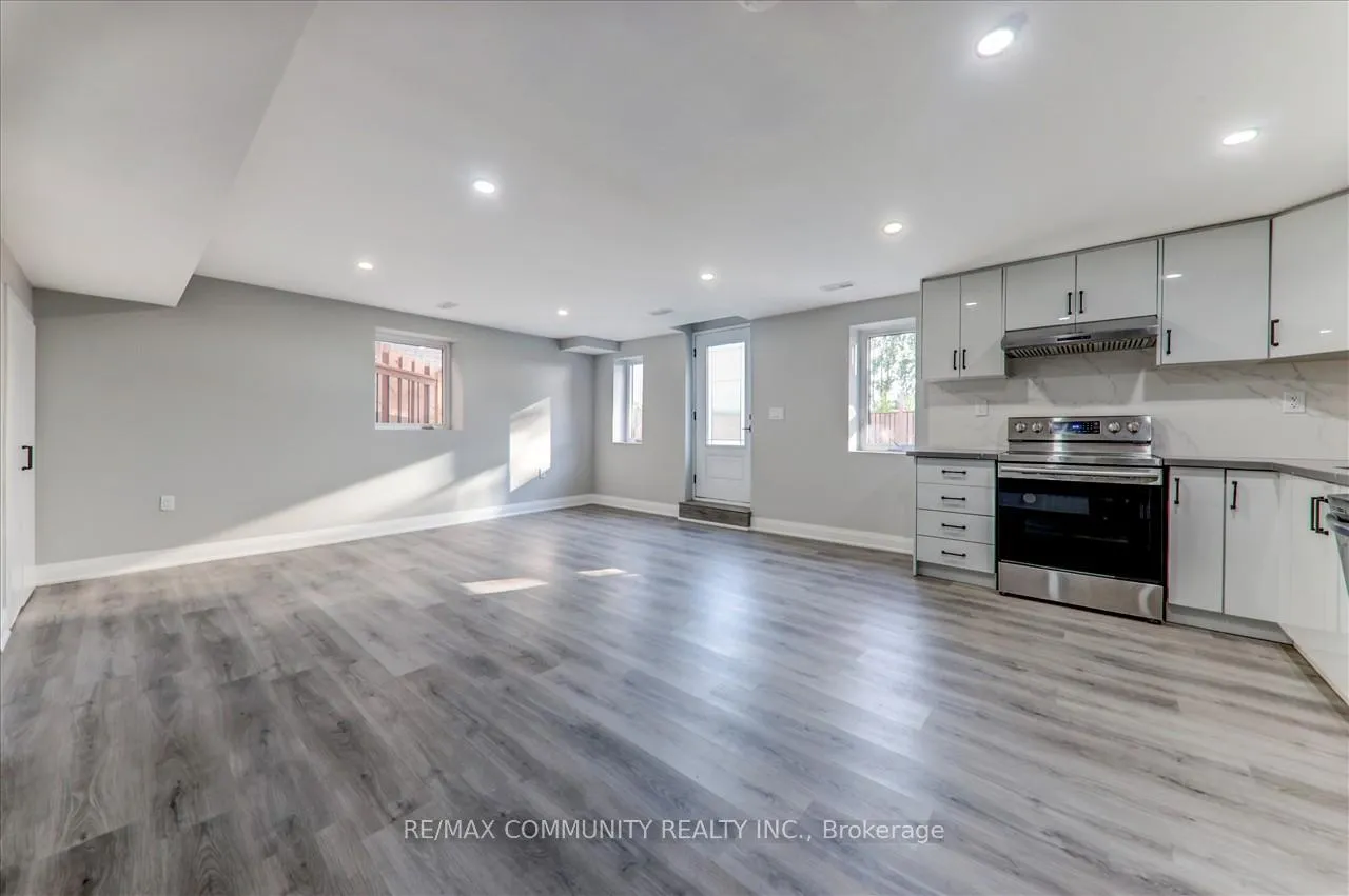 Photo 3 of Unit Basement, 22 Sunderland Meadows Drive, Brock, Sunderland — HOMEH