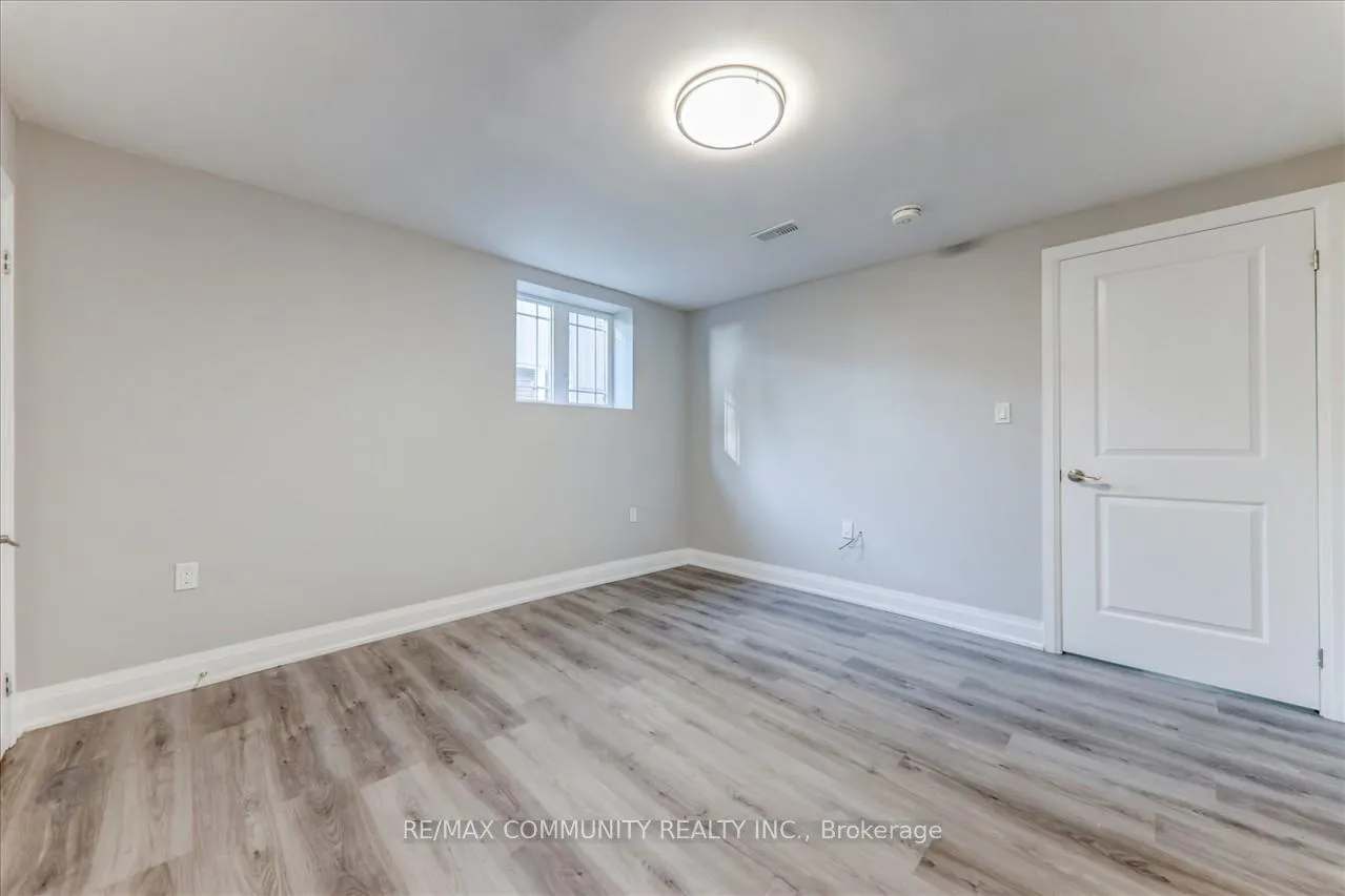 Photo 8 of Unit Basement, 22 Sunderland Meadows Drive, Brock, Sunderland — HOMEH