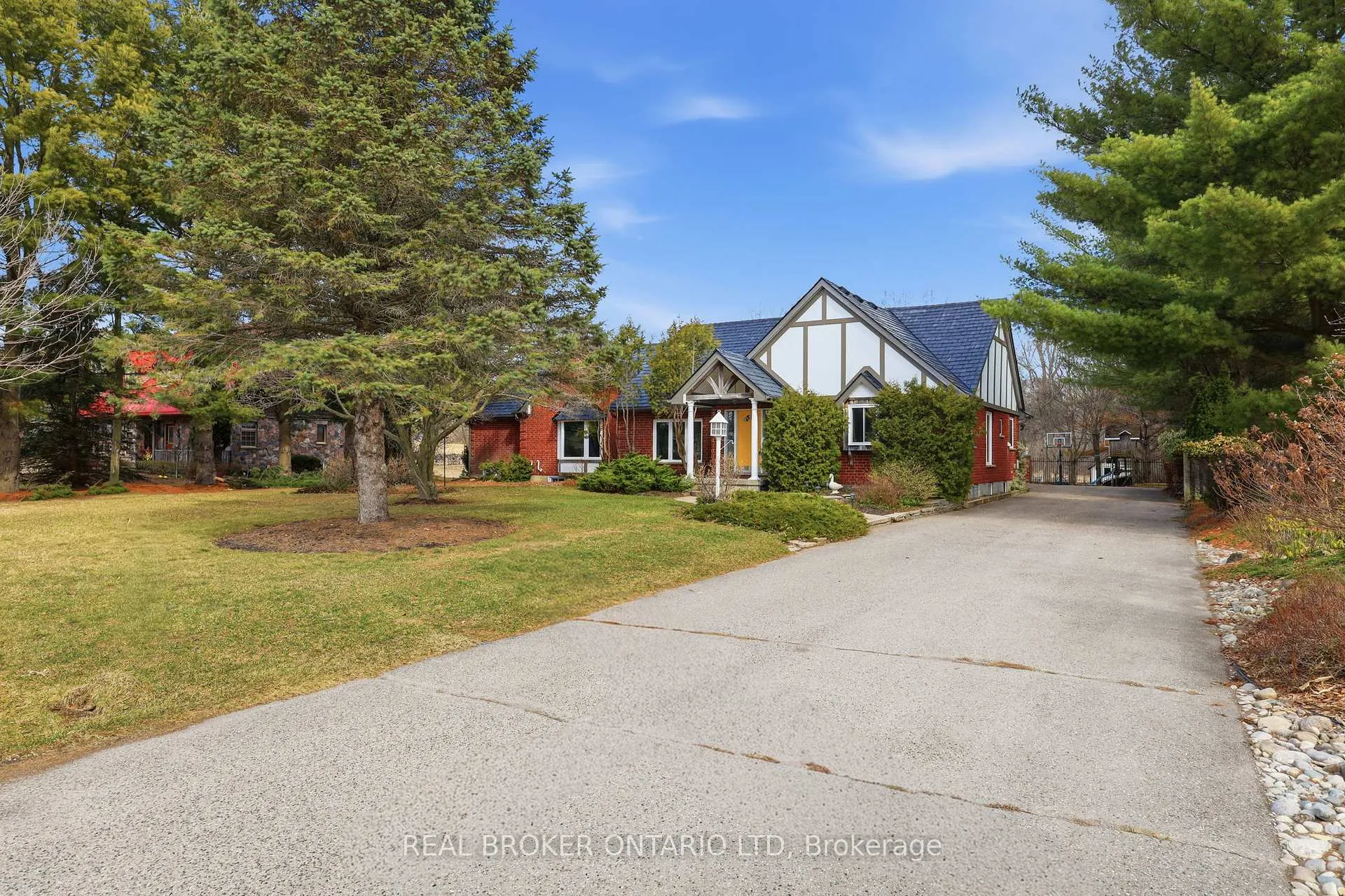 Photo 39 of 6152 Bostwick Street, Central Elgin, Union — HOMEH