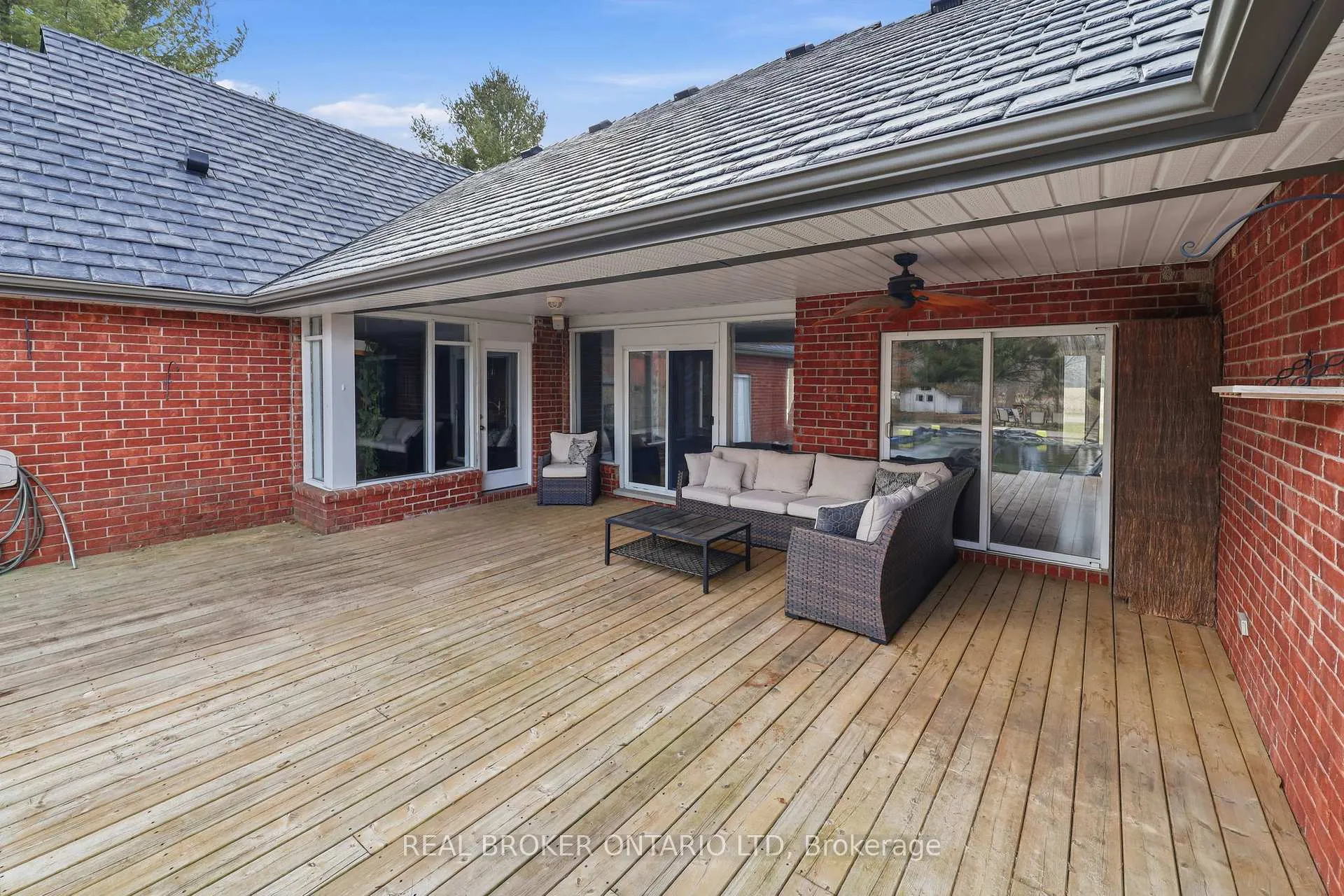 Photo 42 of 6152 Bostwick Street, Central Elgin, Union — HOMEH