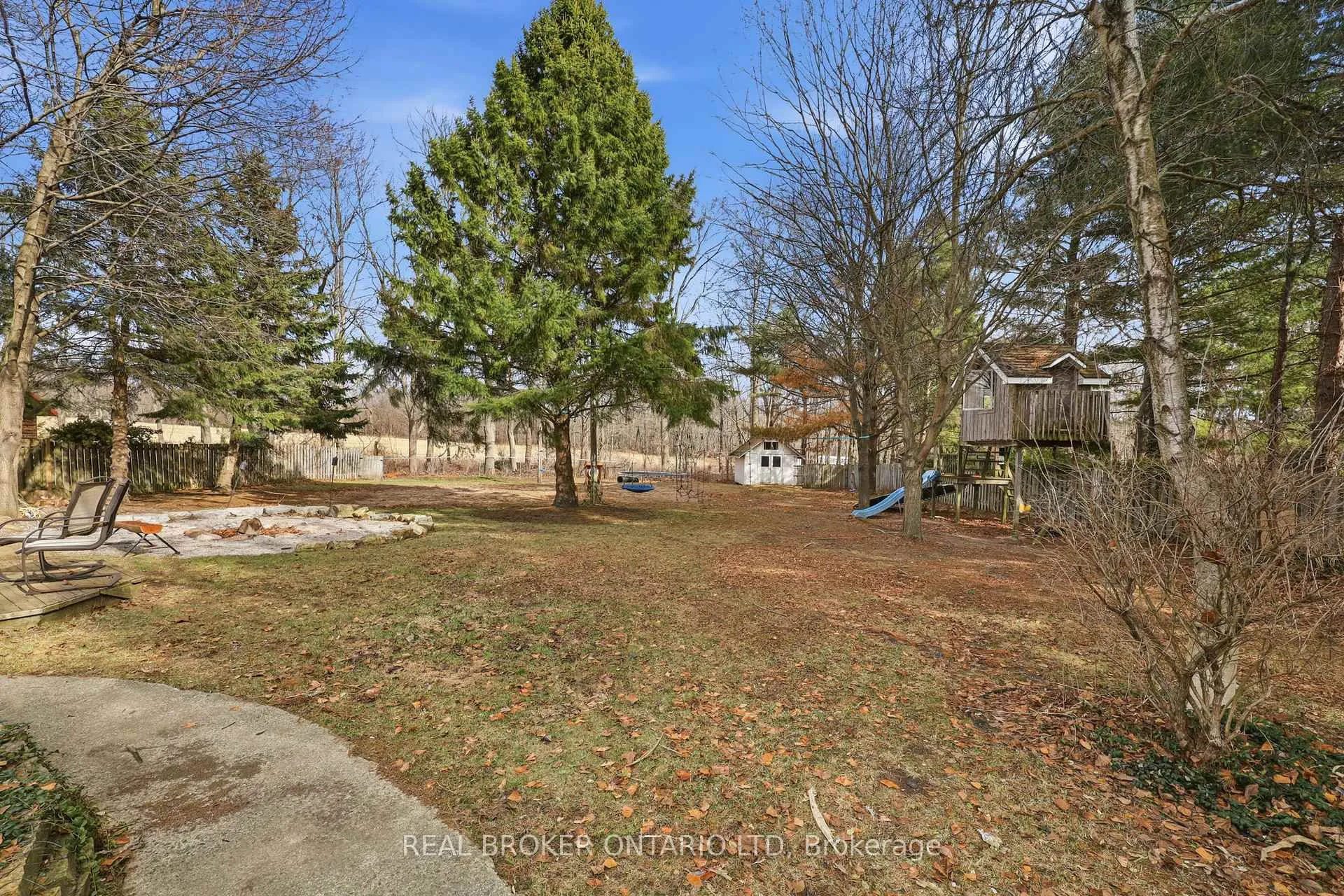 Photo 44 of 6152 Bostwick Street, Central Elgin, Union — HOMEH