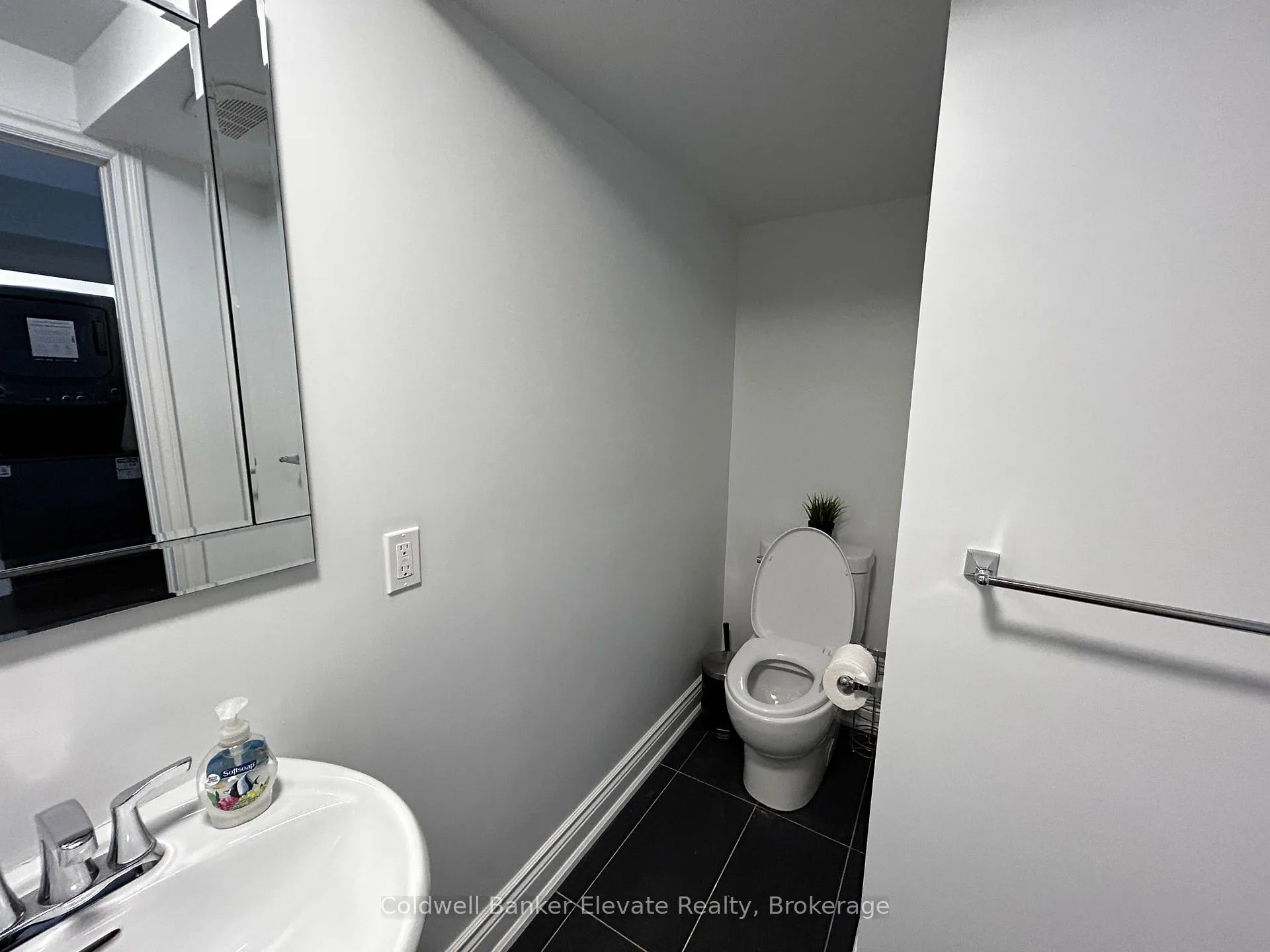 Photo 13 of Unit LL, 1070 Gorham Way, Milton, Clarke — HOMEH