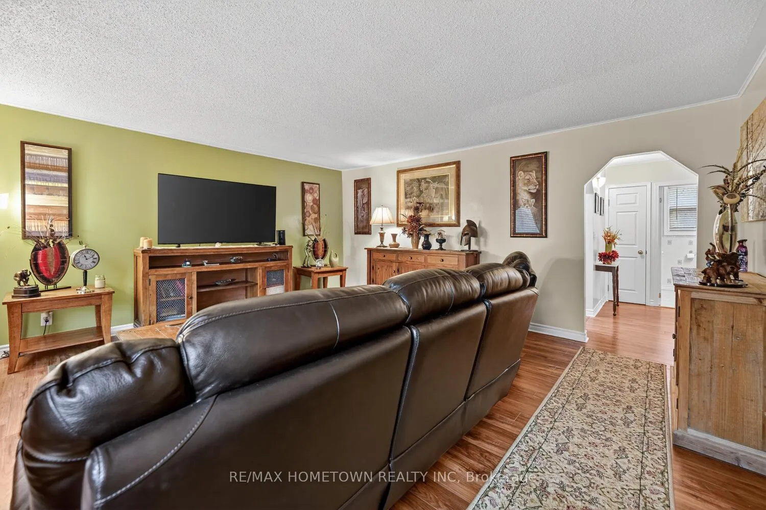 Photo 8 of 2213 Meadowview Drive, Augusta, Augusta Twp — HOMEH