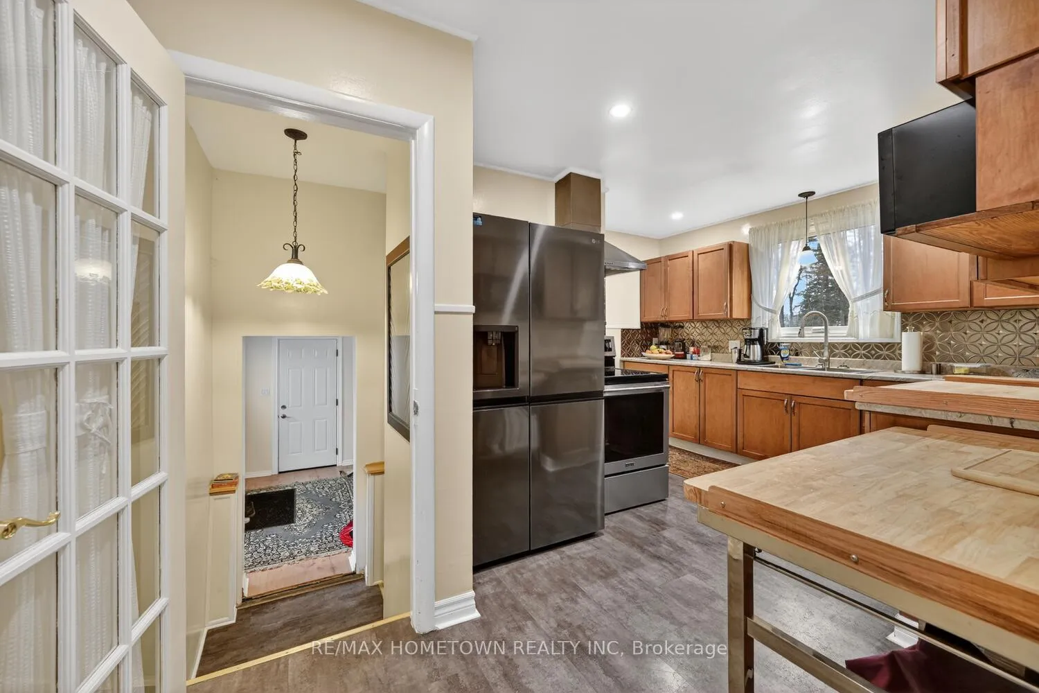 Photo 10 of 2213 Meadowview Drive, Augusta, Augusta Twp — HOMEH