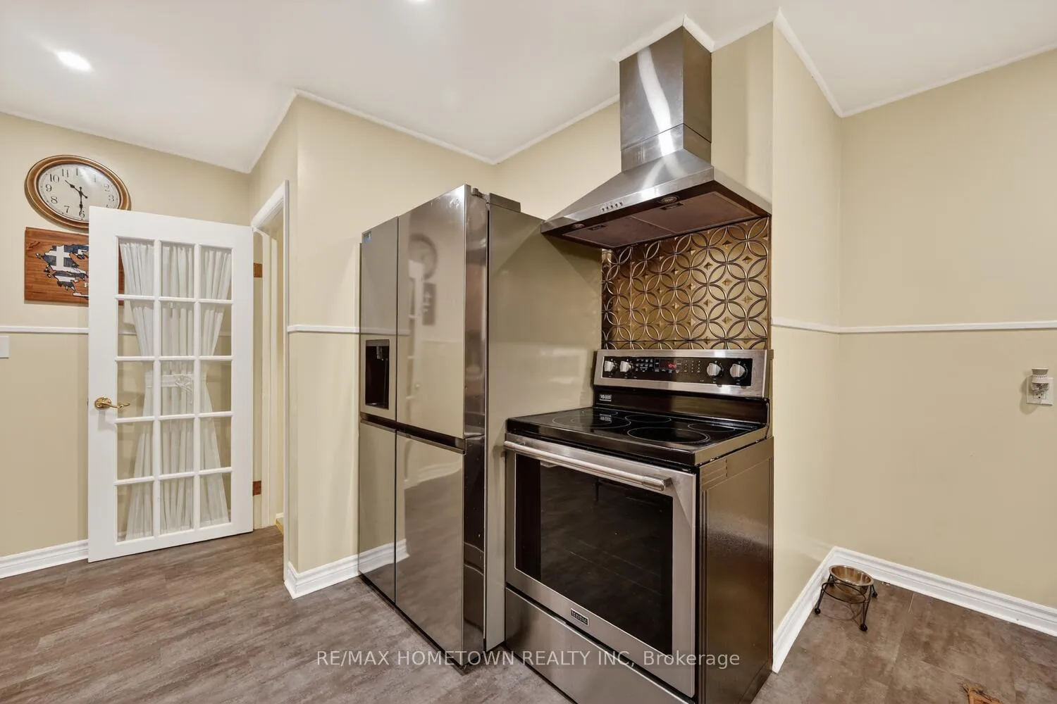 Photo 11 of 2213 Meadowview Drive, Augusta, Augusta Twp — HOMEH
