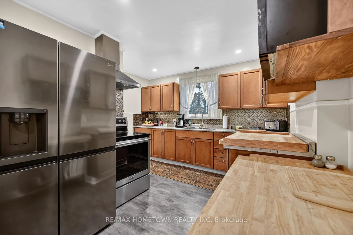 Photo 12 of 2213 Meadowview Drive, Augusta, Augusta Twp — HOMEH