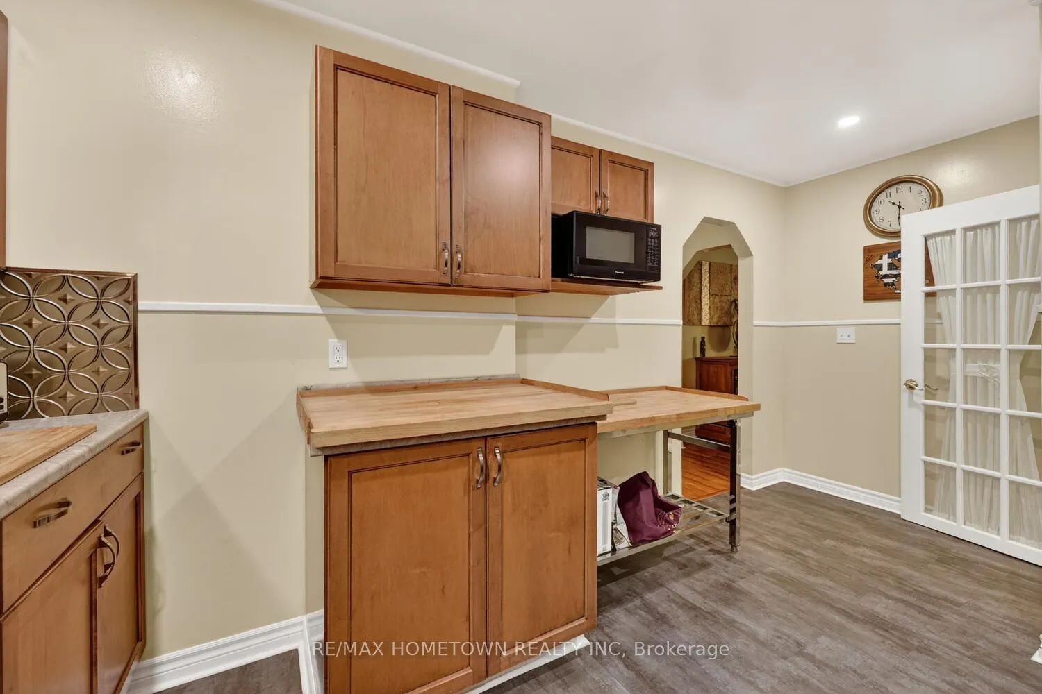Photo 14 of 2213 Meadowview Drive, Augusta, Augusta Twp — HOMEH