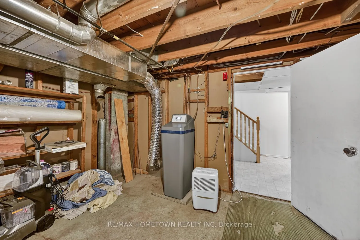 Photo 28 of 2213 Meadowview Drive, Augusta, Augusta Twp — HOMEH