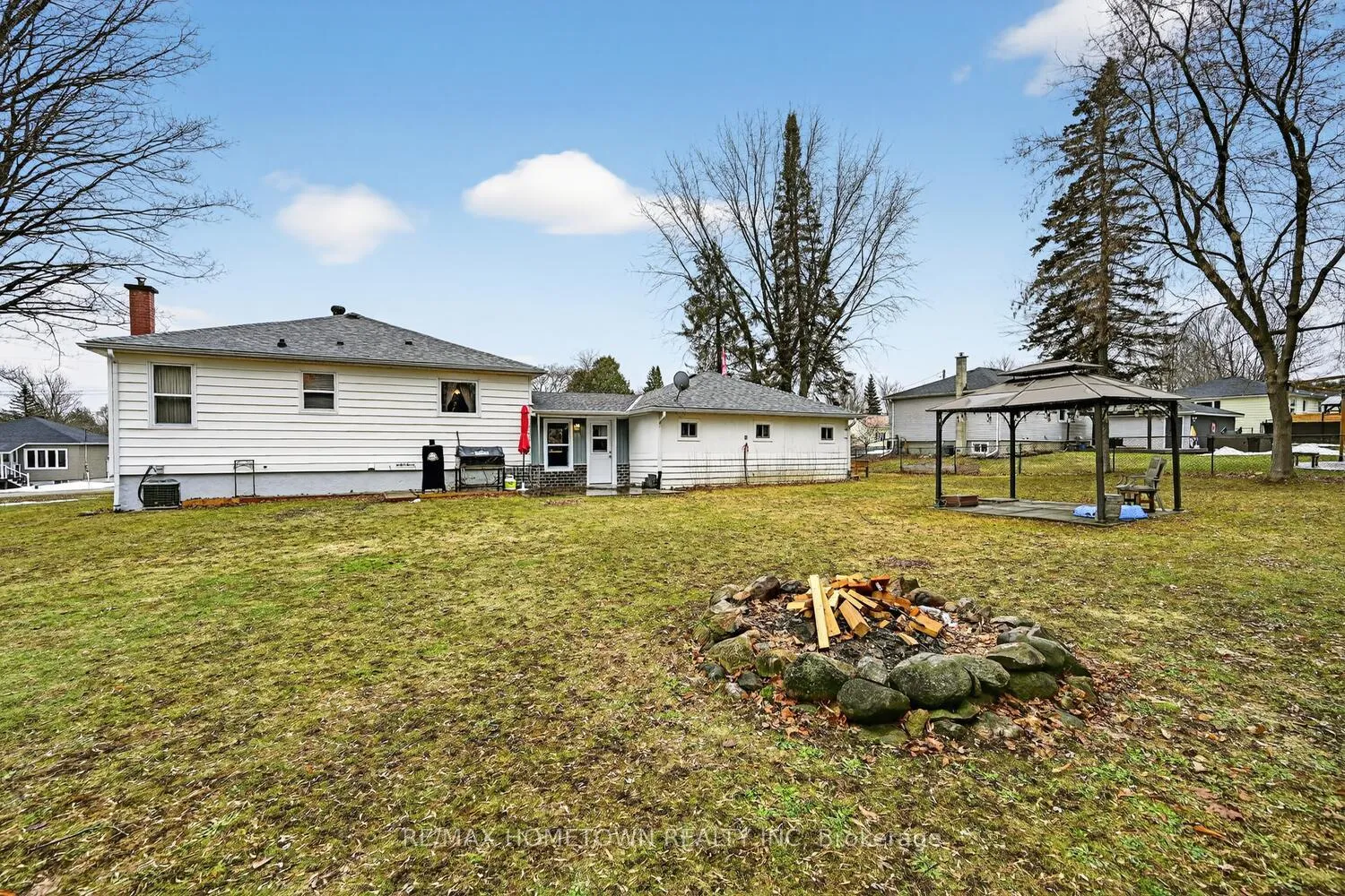 Photo 31 of 2213 Meadowview Drive, Augusta, Augusta Twp — HOMEH