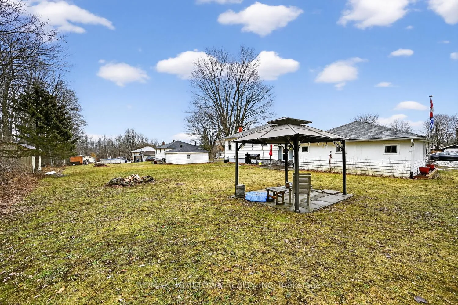 Photo 32 of 2213 Meadowview Drive, Augusta, Augusta Twp — HOMEH