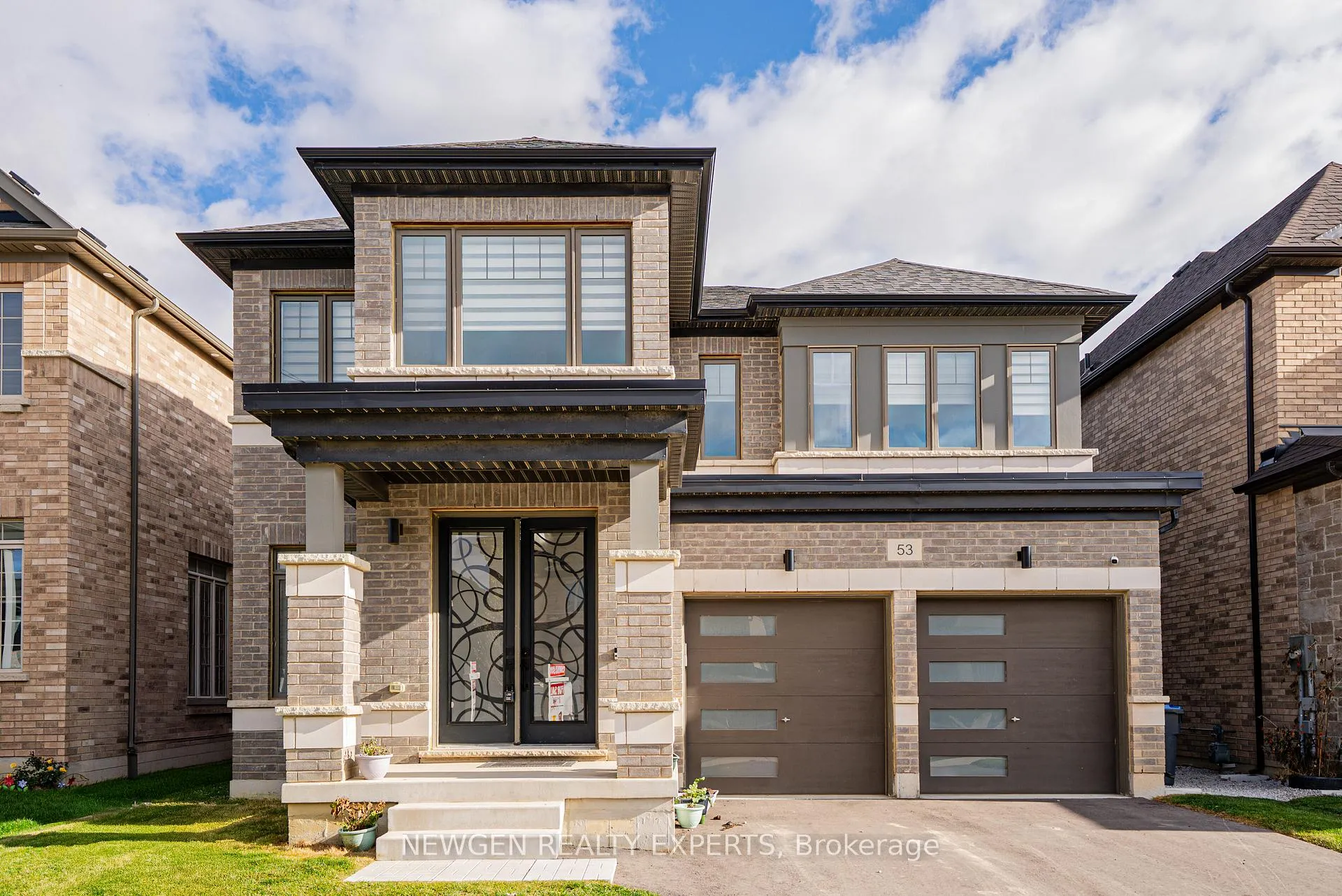 Front of 53 Lipscott Drive