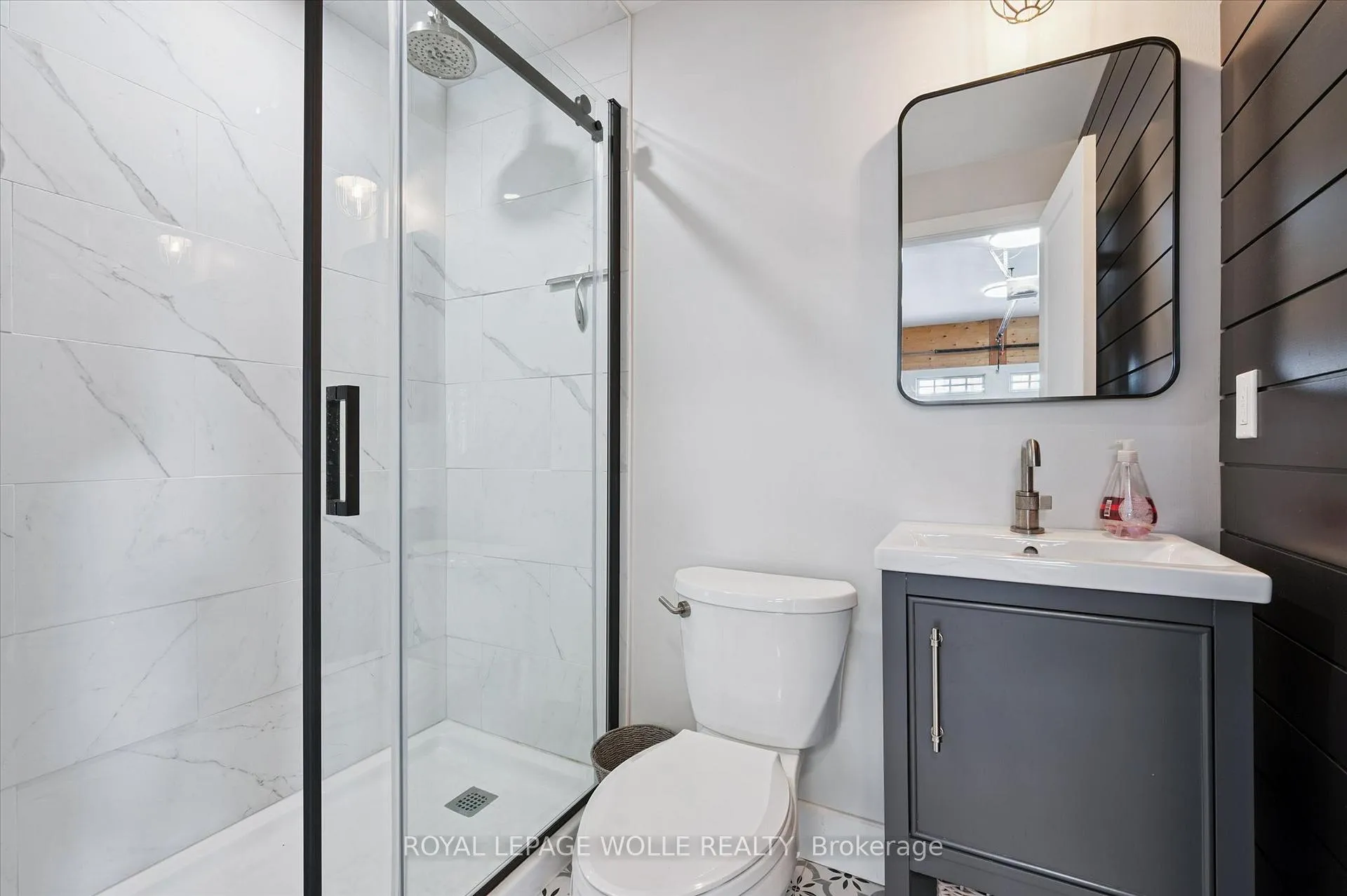 Photo 33 of 63 Claremont Avenue, Kitchener — HOMEH