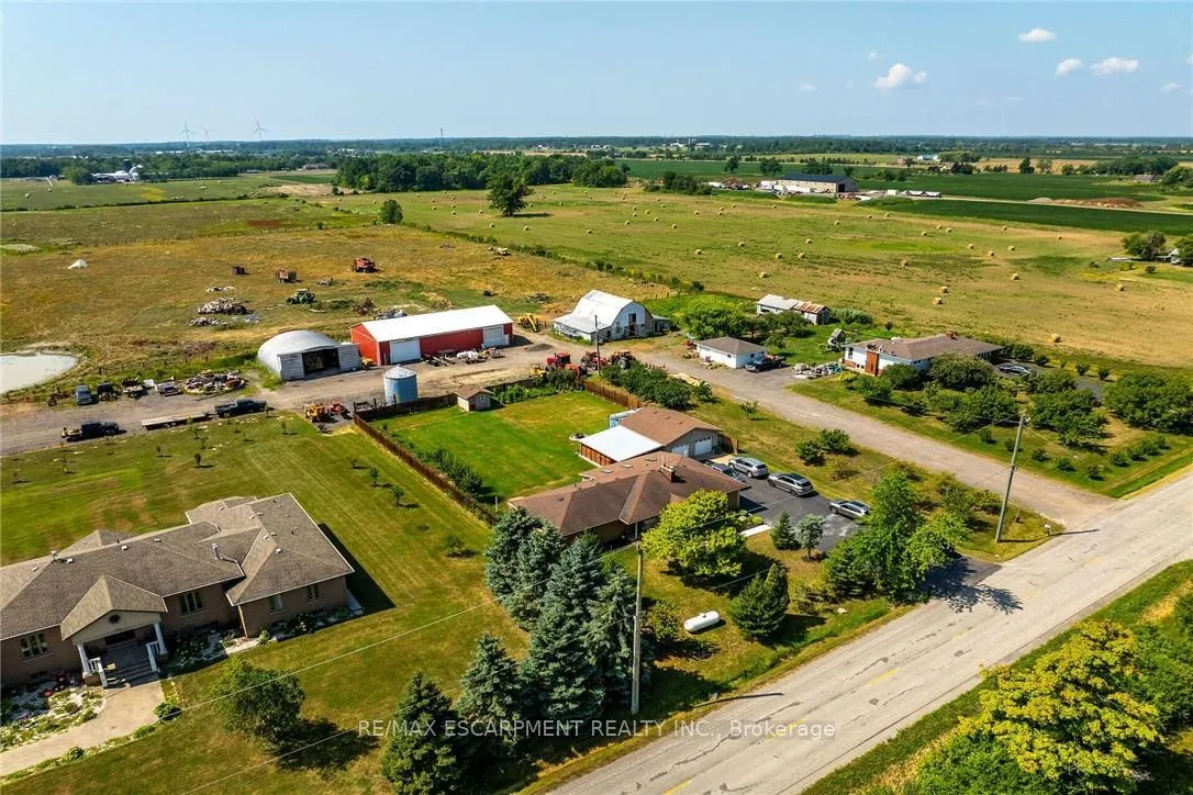 Photo 6 of 982 Highland Road E, Hamilton, Rural Stoney Creek — HOMEH