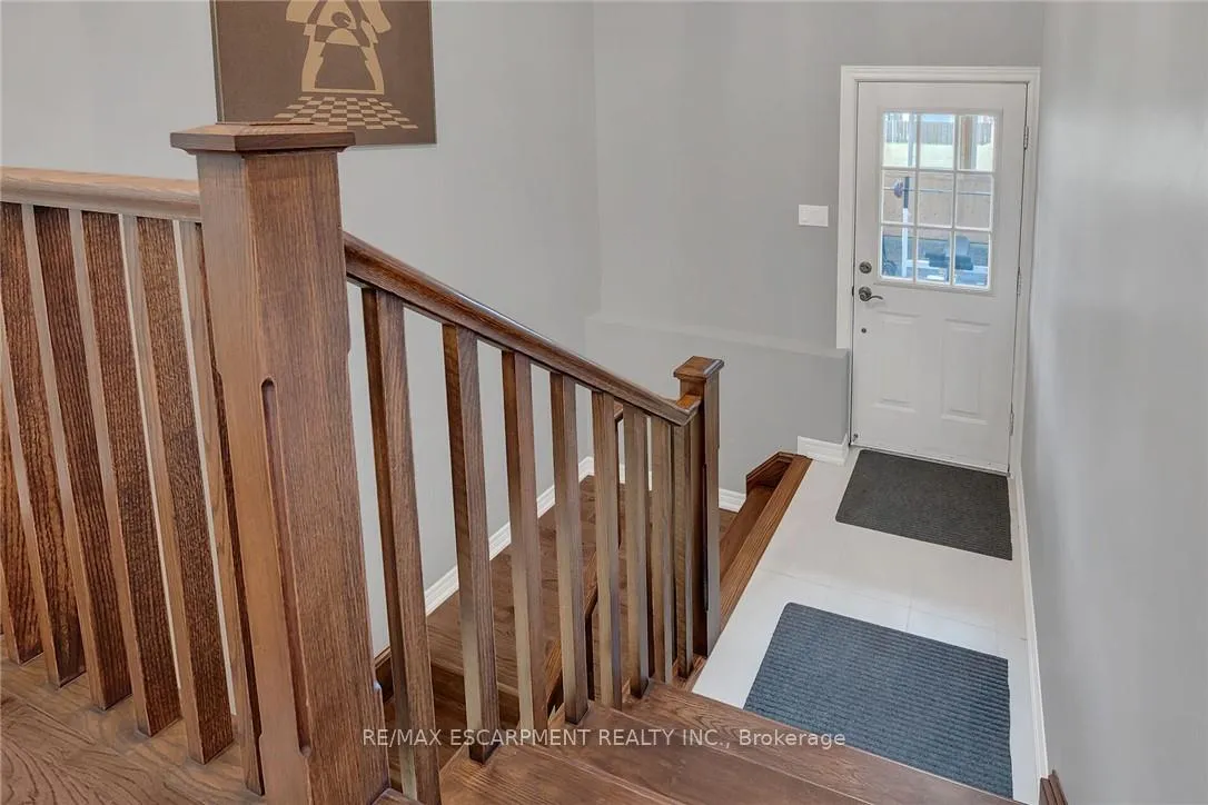 Photo 25 of 982 Highland Road E, Hamilton, Rural Stoney Creek — HOMEH