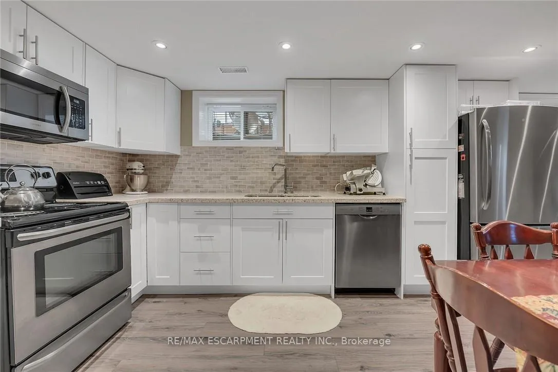 Photo 27 of 982 Highland Road E, Hamilton, Rural Stoney Creek — HOMEH