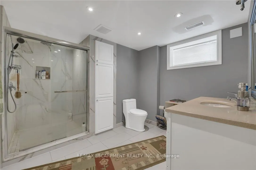 Photo 32 of 982 Highland Road E, Hamilton, Rural Stoney Creek — HOMEH